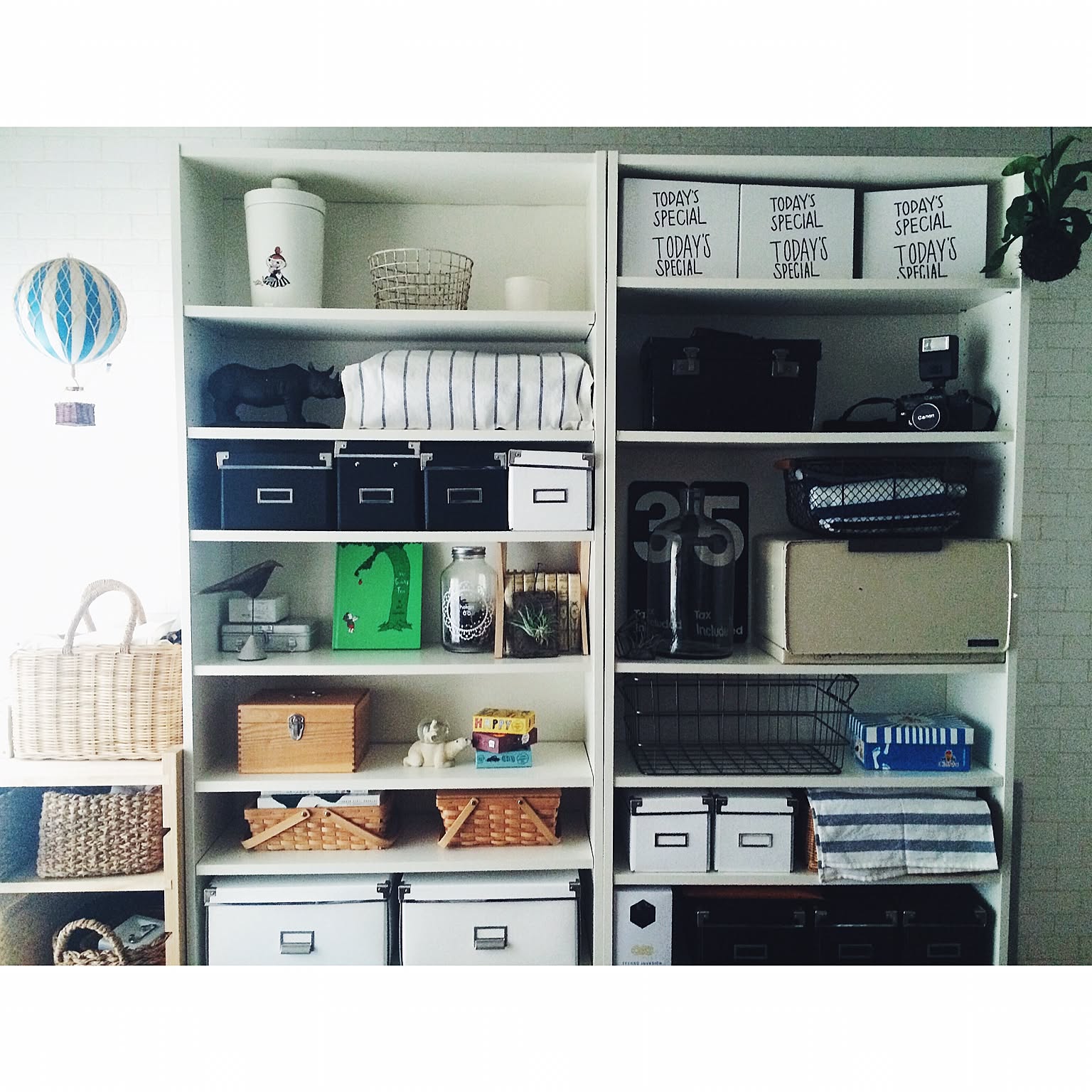 IKEAのBILLYシェルフで、見せる収納＆DIYを楽しもう♪ RoomClip mag 暮らしとインテリアのwebマガジン