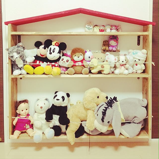 真似したい！ぬいぐるみを見せながら収納する10のアイデア RoomClip mag 暮らしとインテリアのwebマガジン