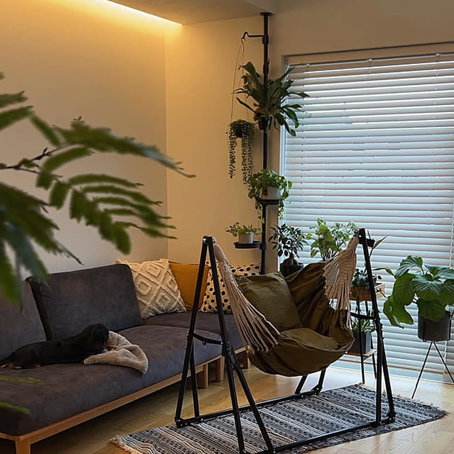 「屋内外で気軽に使える、折り畳み式支柱の3wayハンモック」 by nashie7474さん