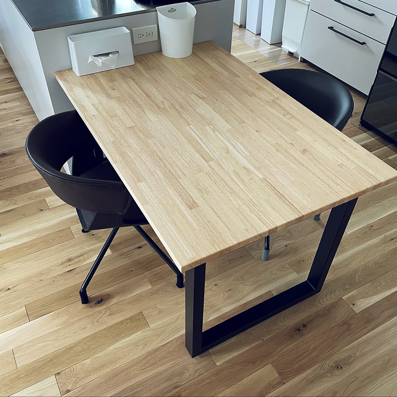 KANADEMONO】 THE TABLE FENIX ダイニングテーブル KANADEMONO】 THE