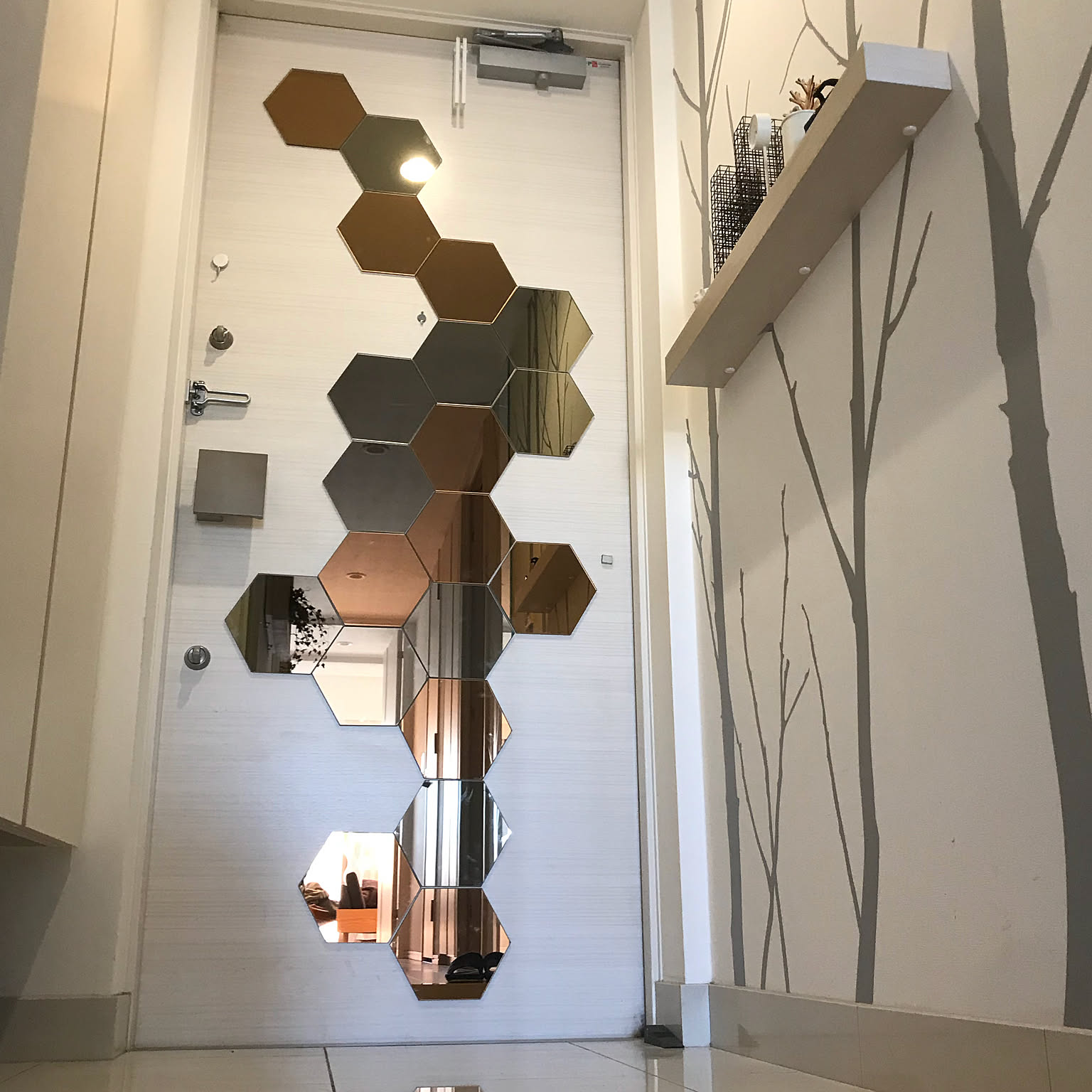 IKEA鏡付き玄関収納 鏡付きワードローブ（ミラー付き収納）の通販 - IKEA