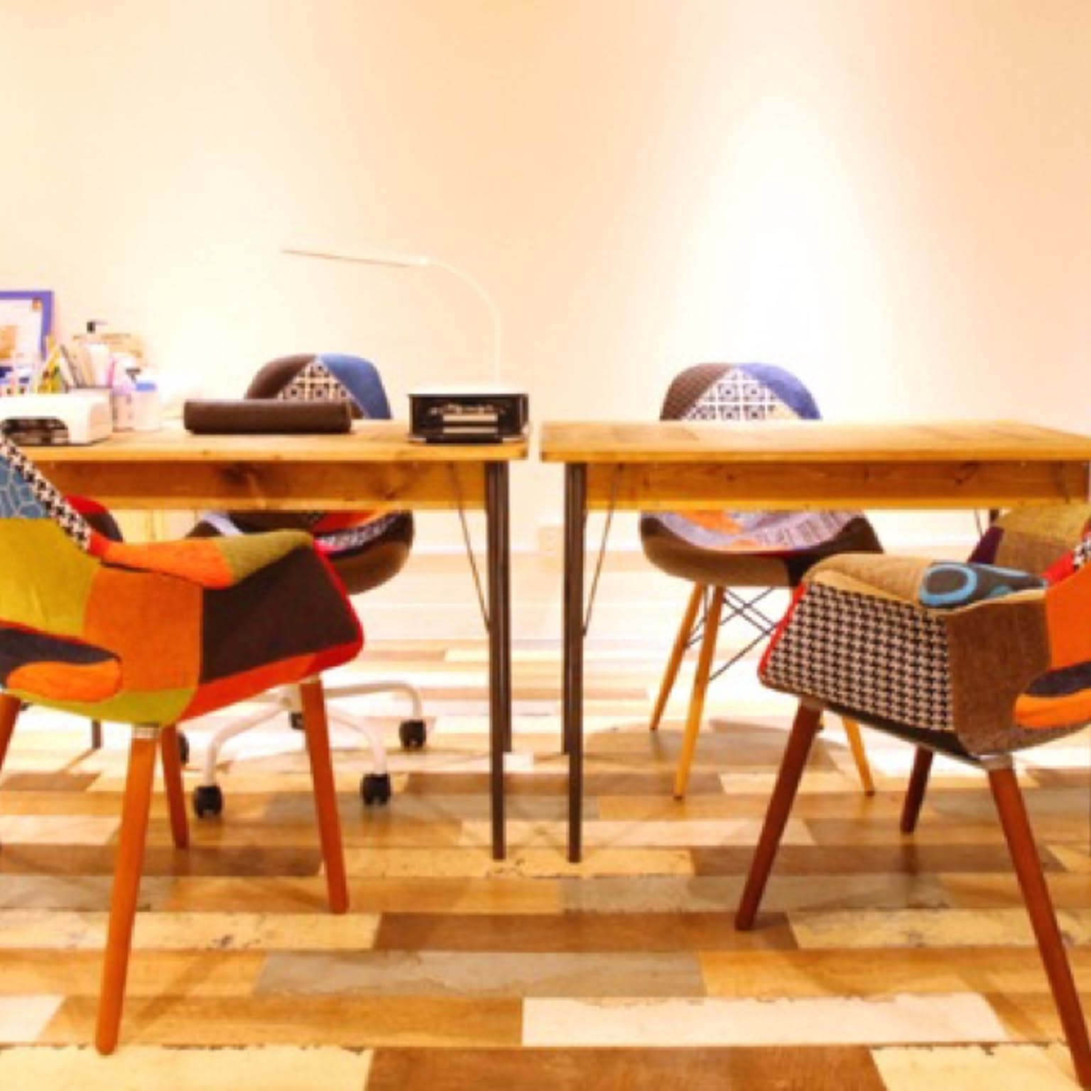 アンティーク ネイルテーブルのおすすめ商品とおしゃれな実例