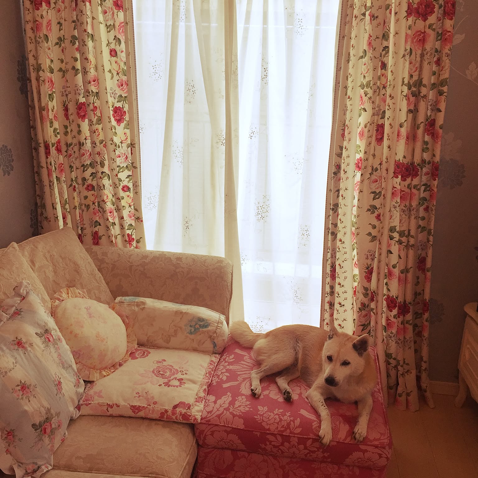 ローラアシュレイのソファのおすすめ商品とおしゃれな実例 ｜ RoomClip