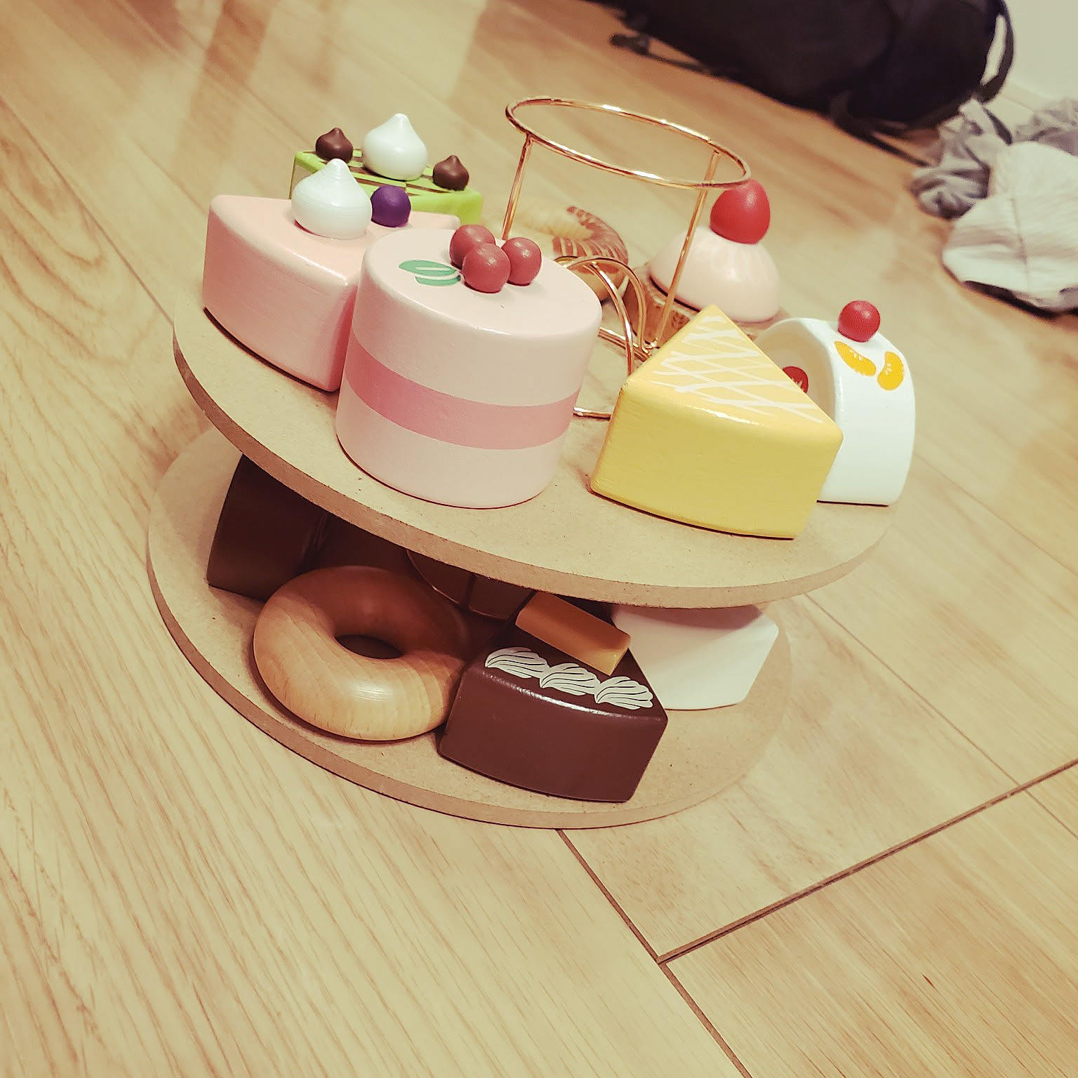 おもちゃ ケーキスタンドのおすすめ商品とおしゃれな実例