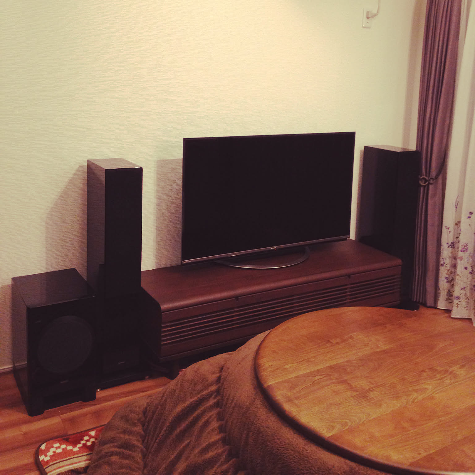 テレビボード ONKYO スピーカーのおすすめ商品とおしゃれな実例