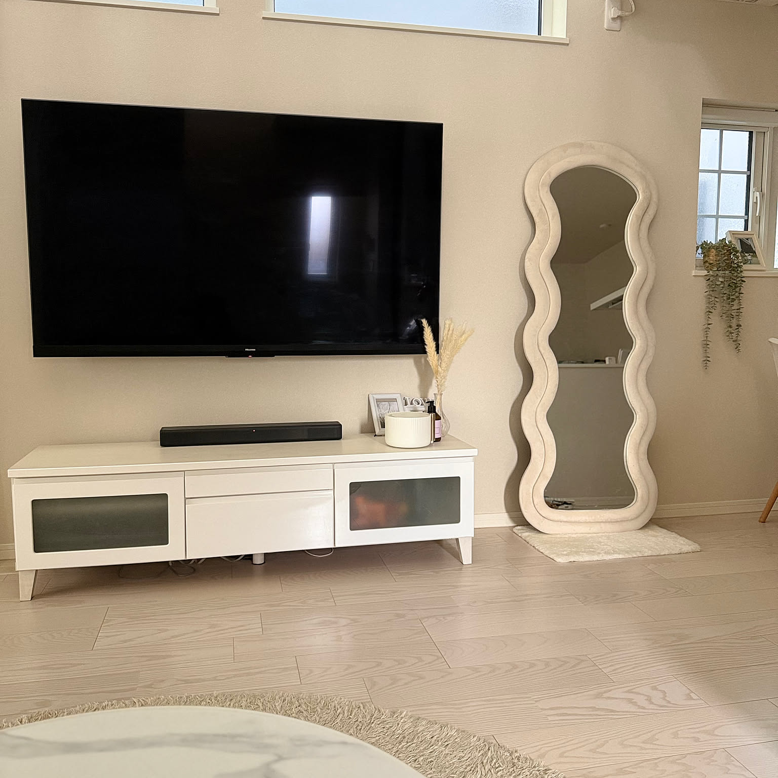 韓国インテリア ウェーブミラーのおすすめ商品とおしゃれな実例