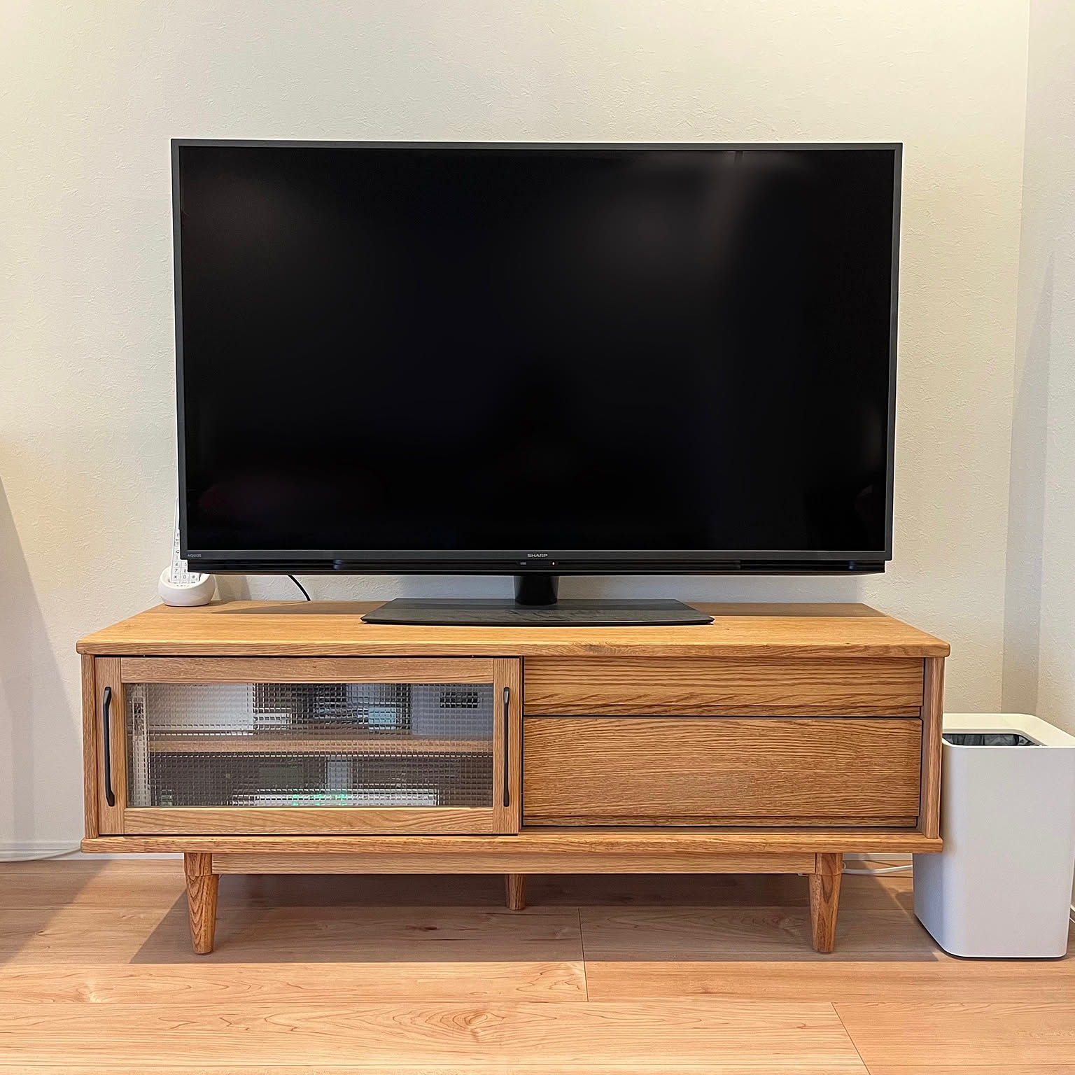 モモナチュラルのテレビ台 脚」で魅せるテレビボード - MOMO NATURAL