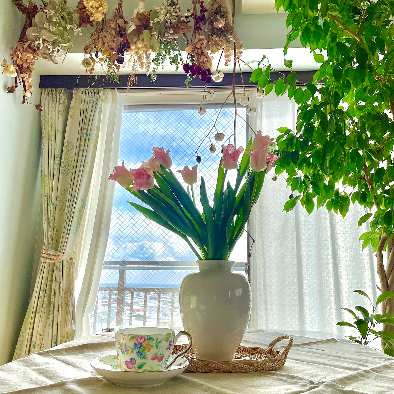 大理石の花瓶のおすすめ商品とおしゃれな実例 | RoomClip 大理石の花瓶のおすすめ商品とおしゃれな実例 | RoomClip
