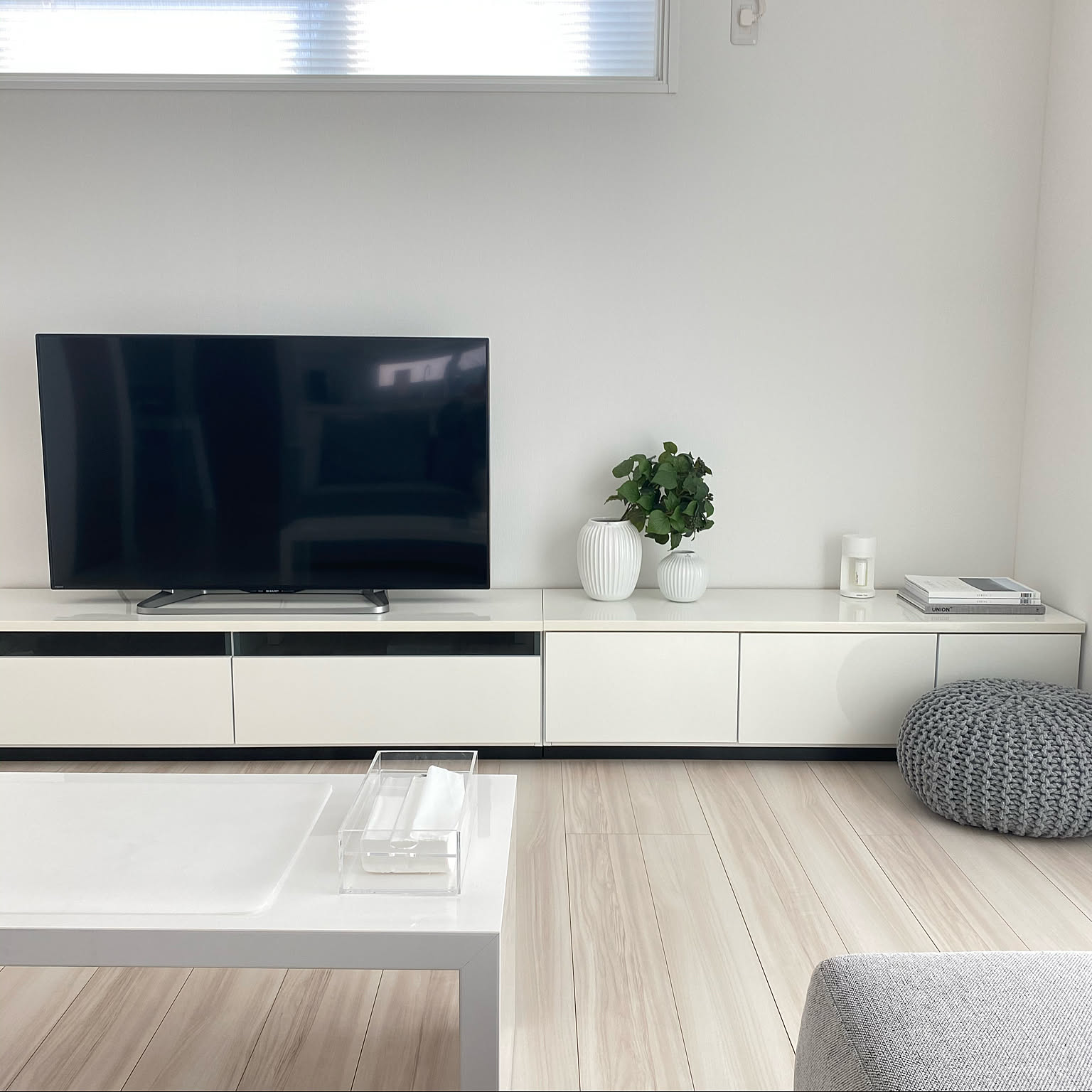 テレビ台ホワイトのおすすめ商品とおしゃれな実例 ｜ RoomClip