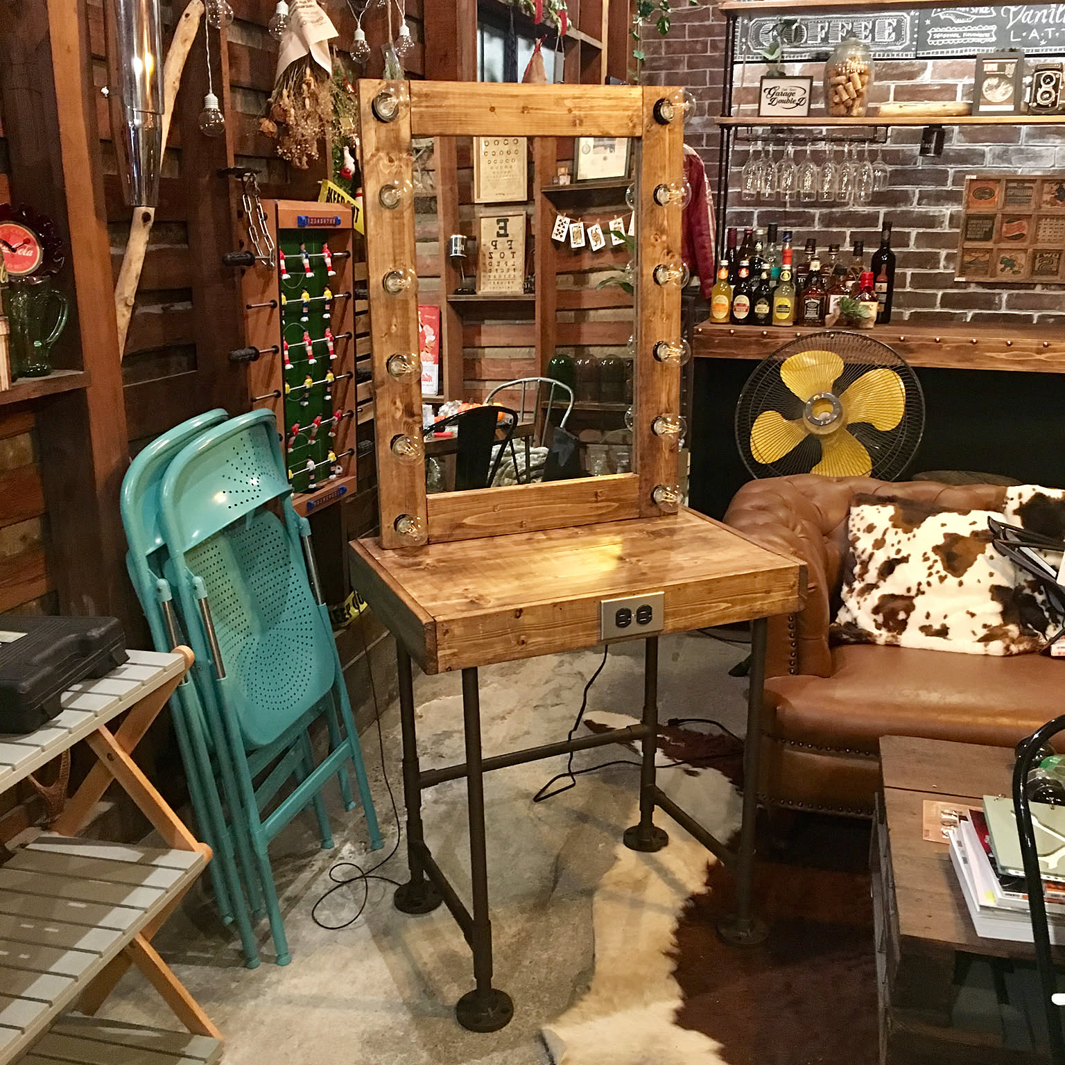 カスタムペイント チェアー ワンオフ ガレージインテリア カスタム