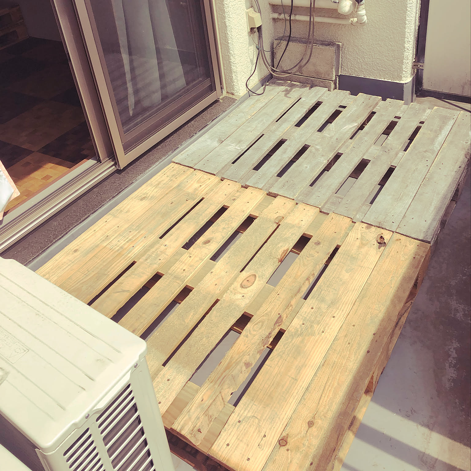 ベランダDIY/パレットガーデニングDIY/ウッドデッキ風/木製パレット