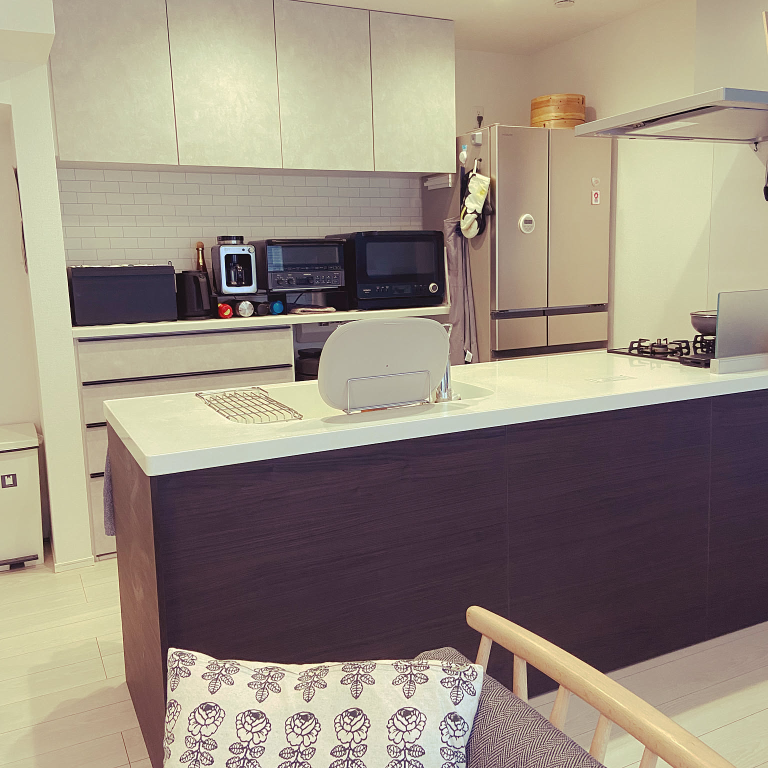 キッチン ホワイトスタッコのインテリア実例 ｜ RoomClip