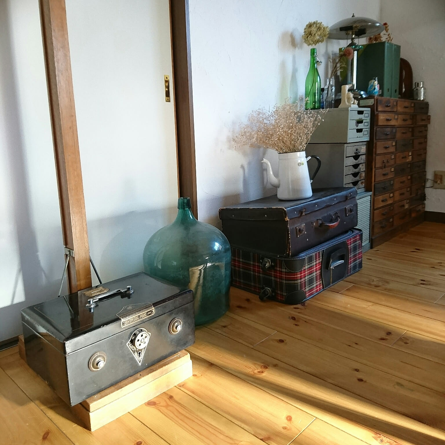 金庫 昭和レトロのおしゃれなインテリア・部屋・家具の実例