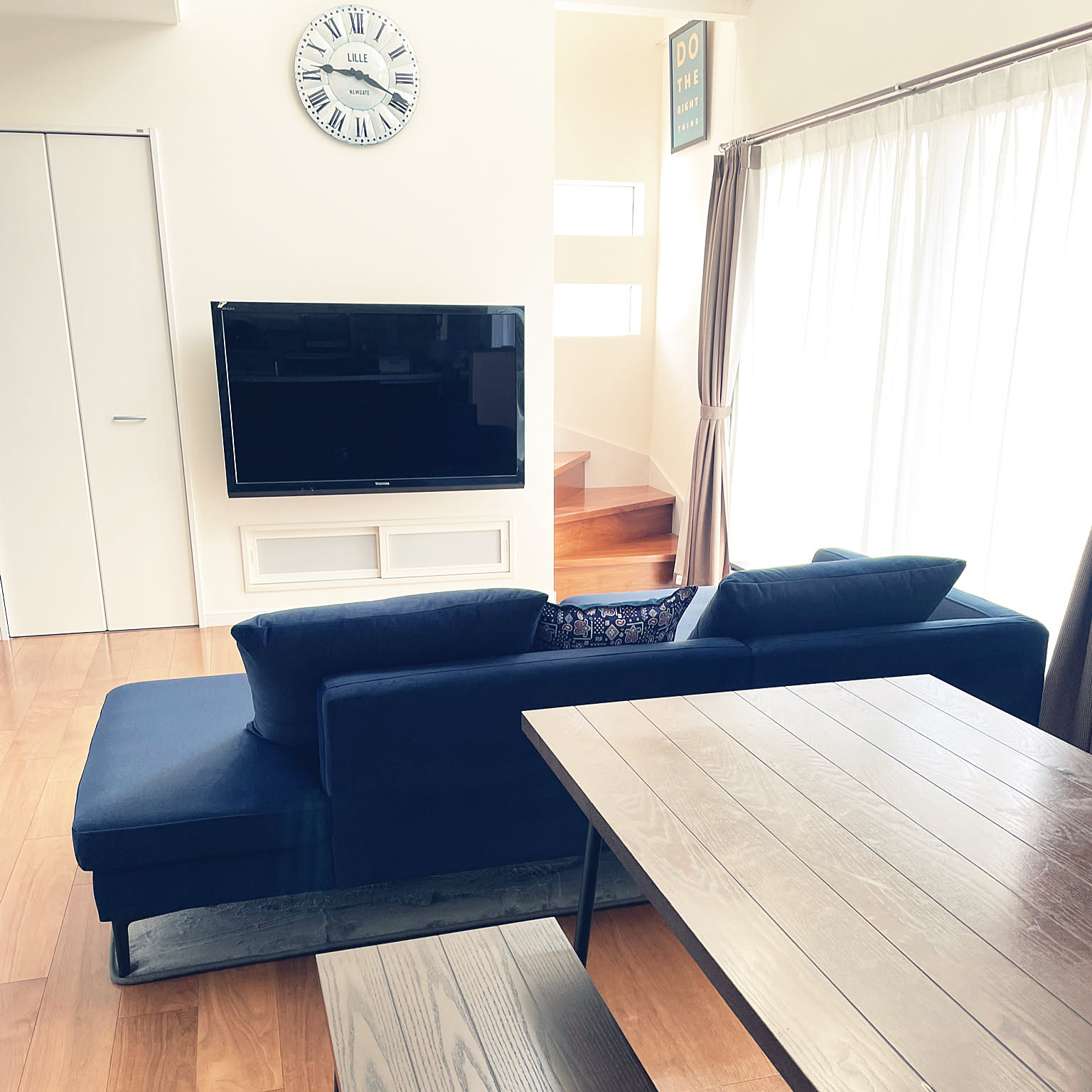 カウチソファ ネイビーのおすすめ商品とおしゃれな実例 ｜ RoomClip