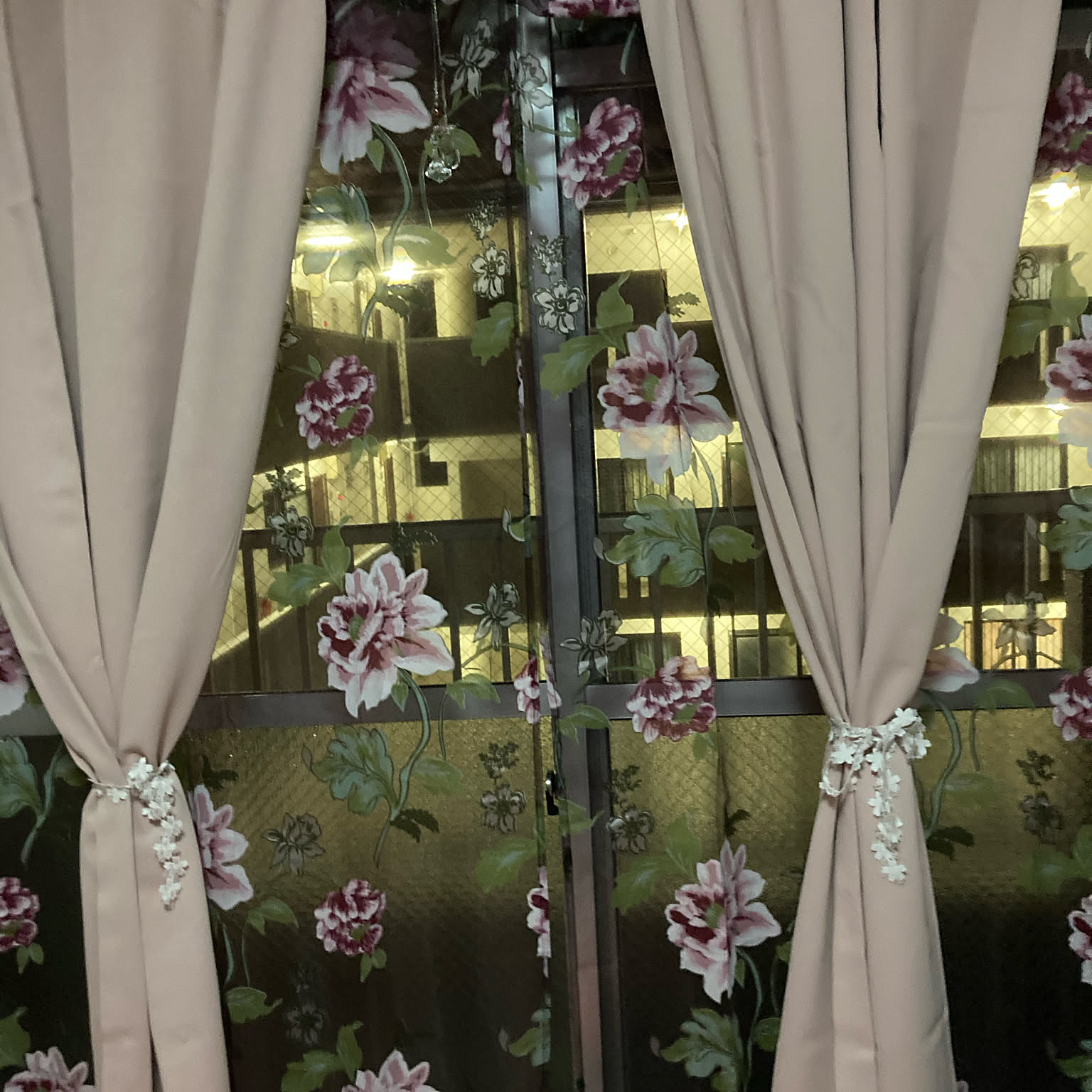 カフェカーテン【花子様オーダー品 バラ刺繍レーストリムデザイン