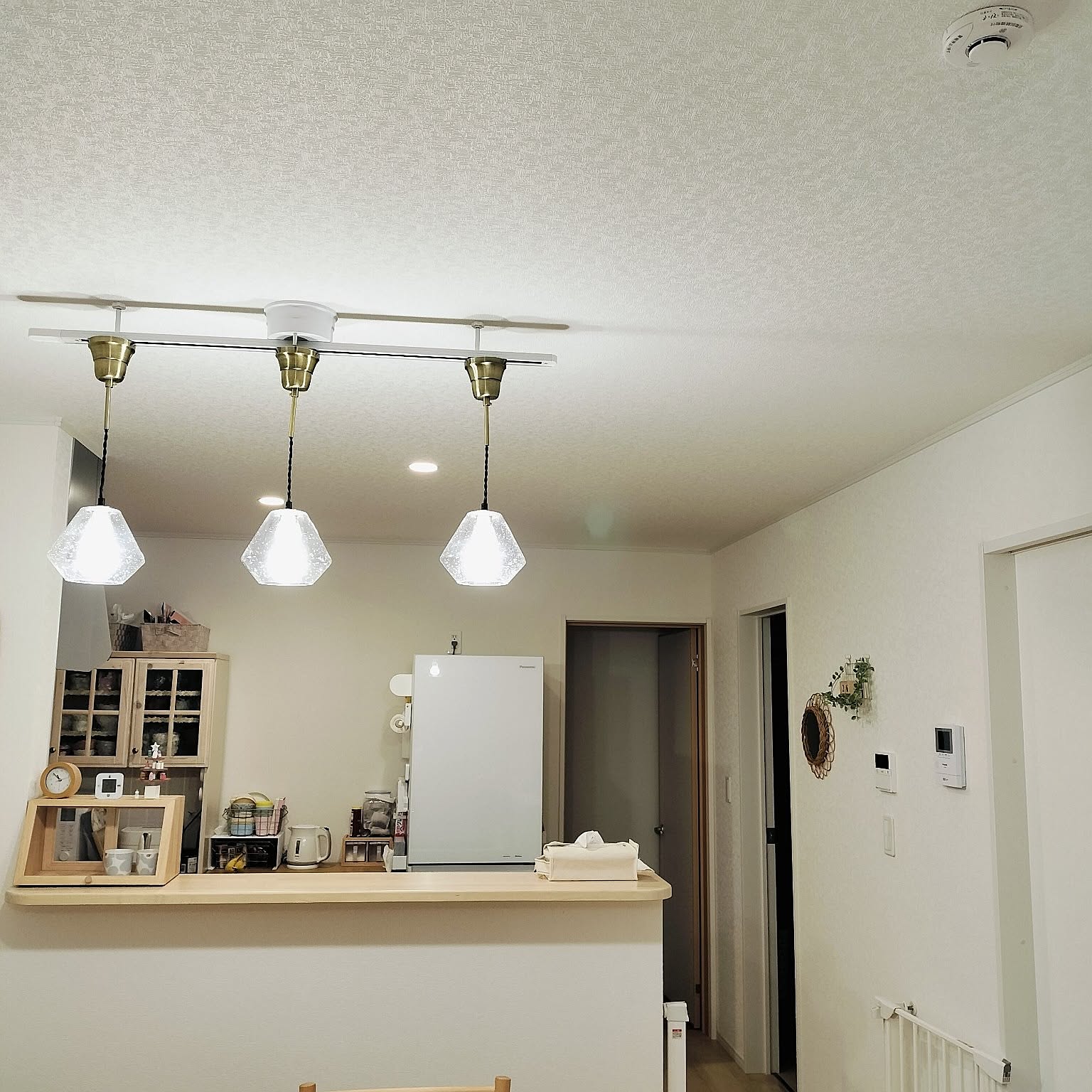 ペンダントライト3連灯のおすすめ商品とおしゃれな実例 ｜ RoomClip 