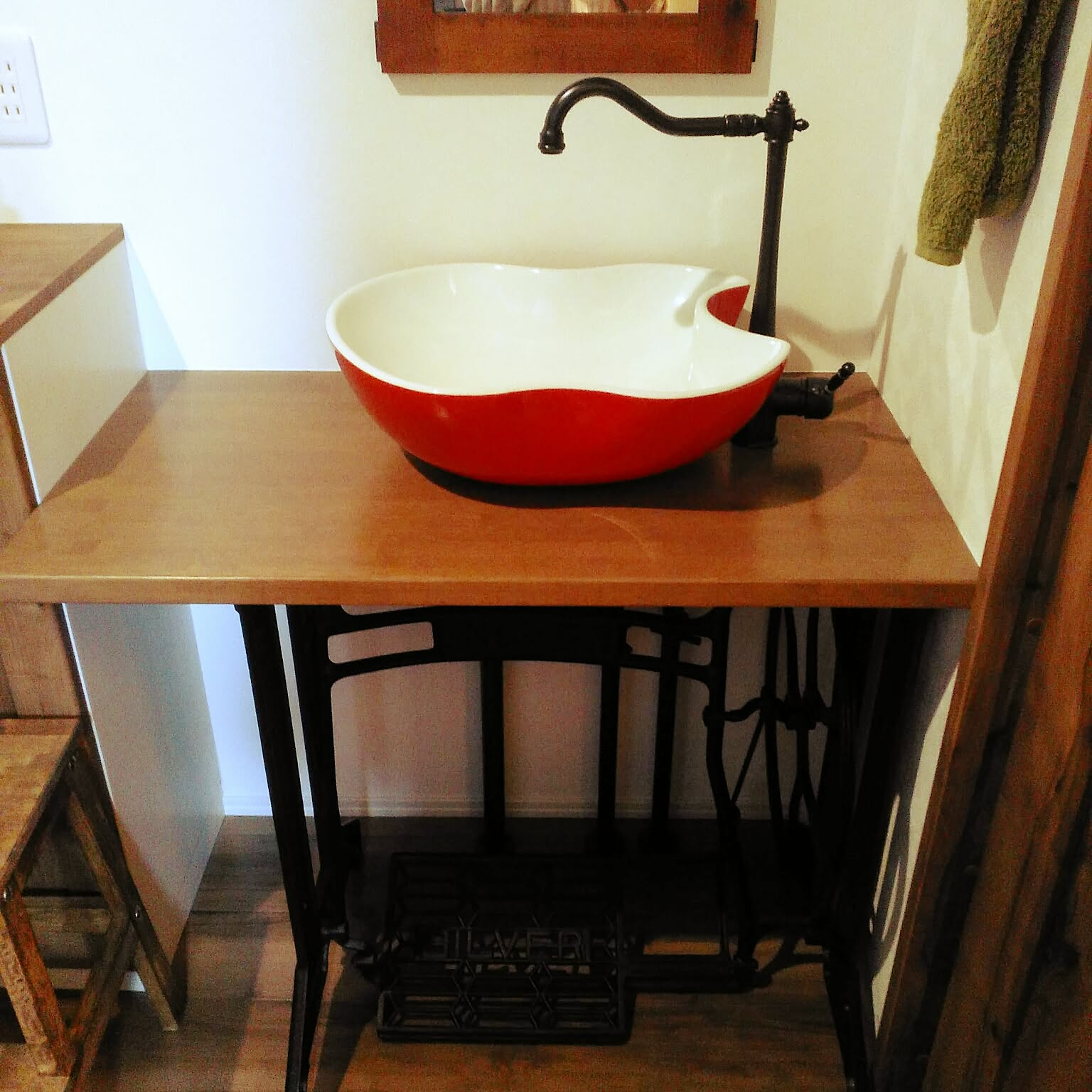 15b7ed684cb574917b7ac8a8eab022