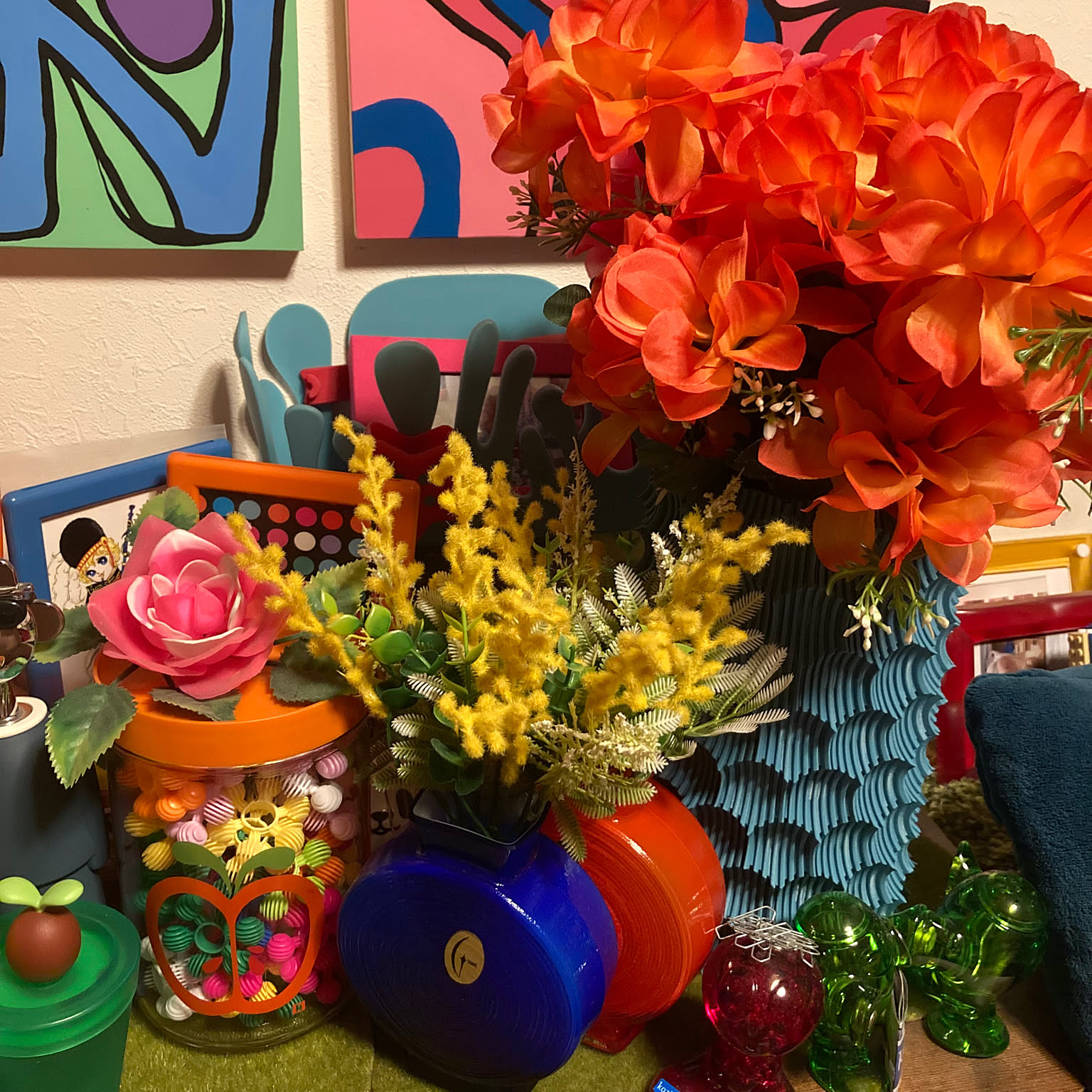 ミッドセンチュリー レトロポップのおすすめ商品とおしゃれな