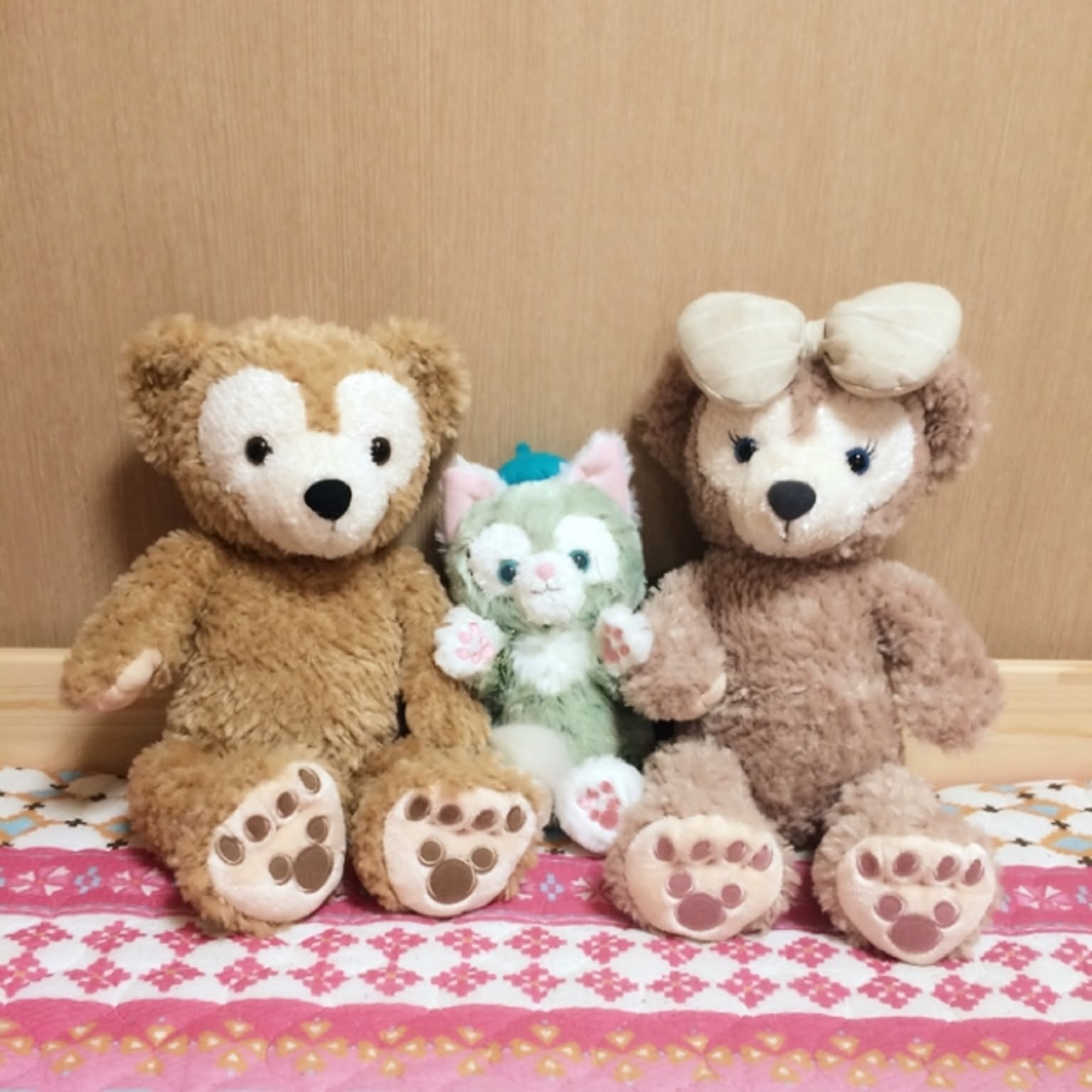 MezzoMiki | 光るランタン抱えたダッフィーたち！ 東京