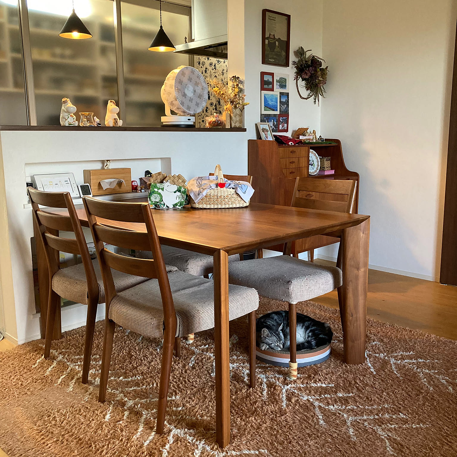 木製椅子セット ストライプクッション付き カリモク半端