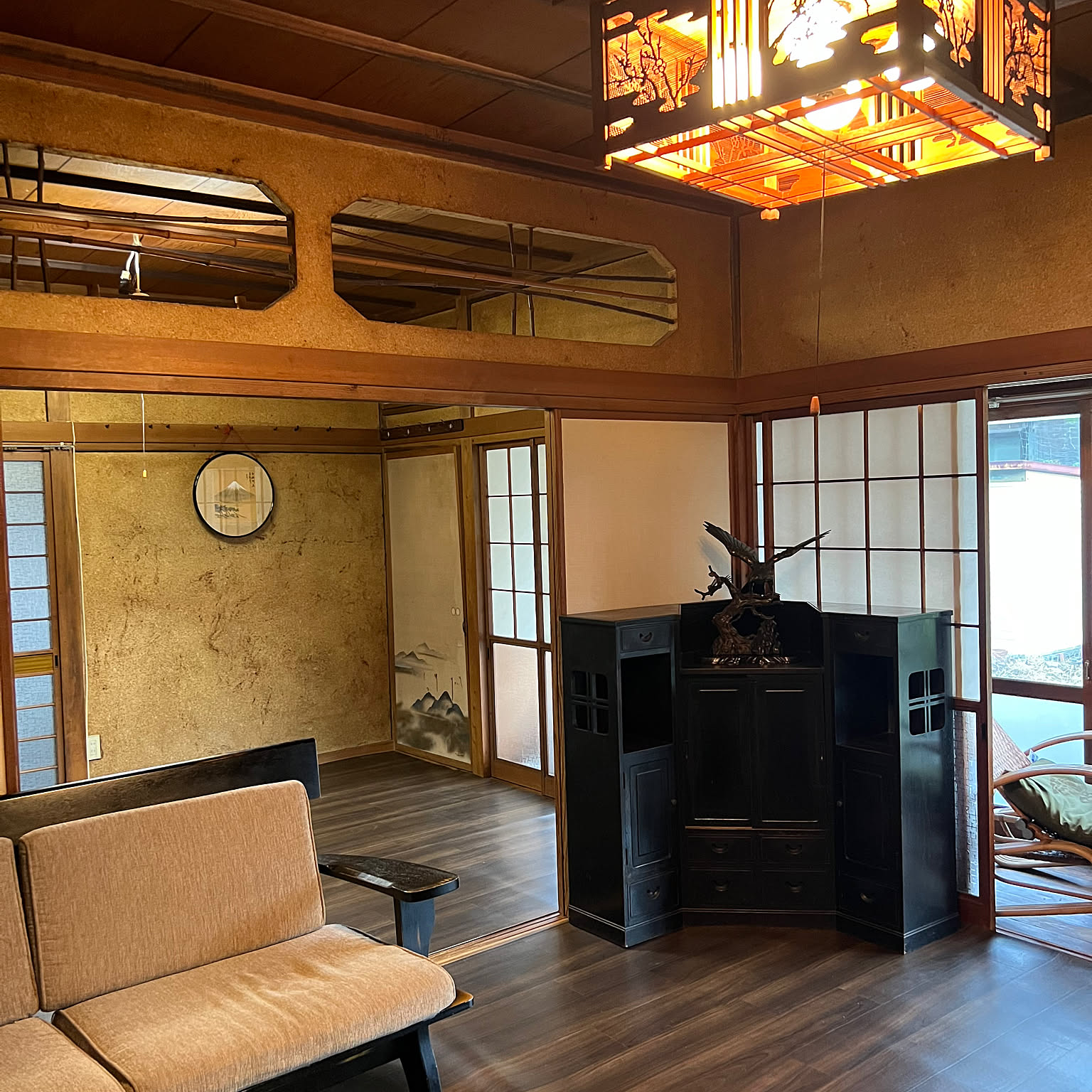 素敵な レトロ 時代家具のおしゃれなインテリア・部屋・家具の実例 アンティーク雑貨