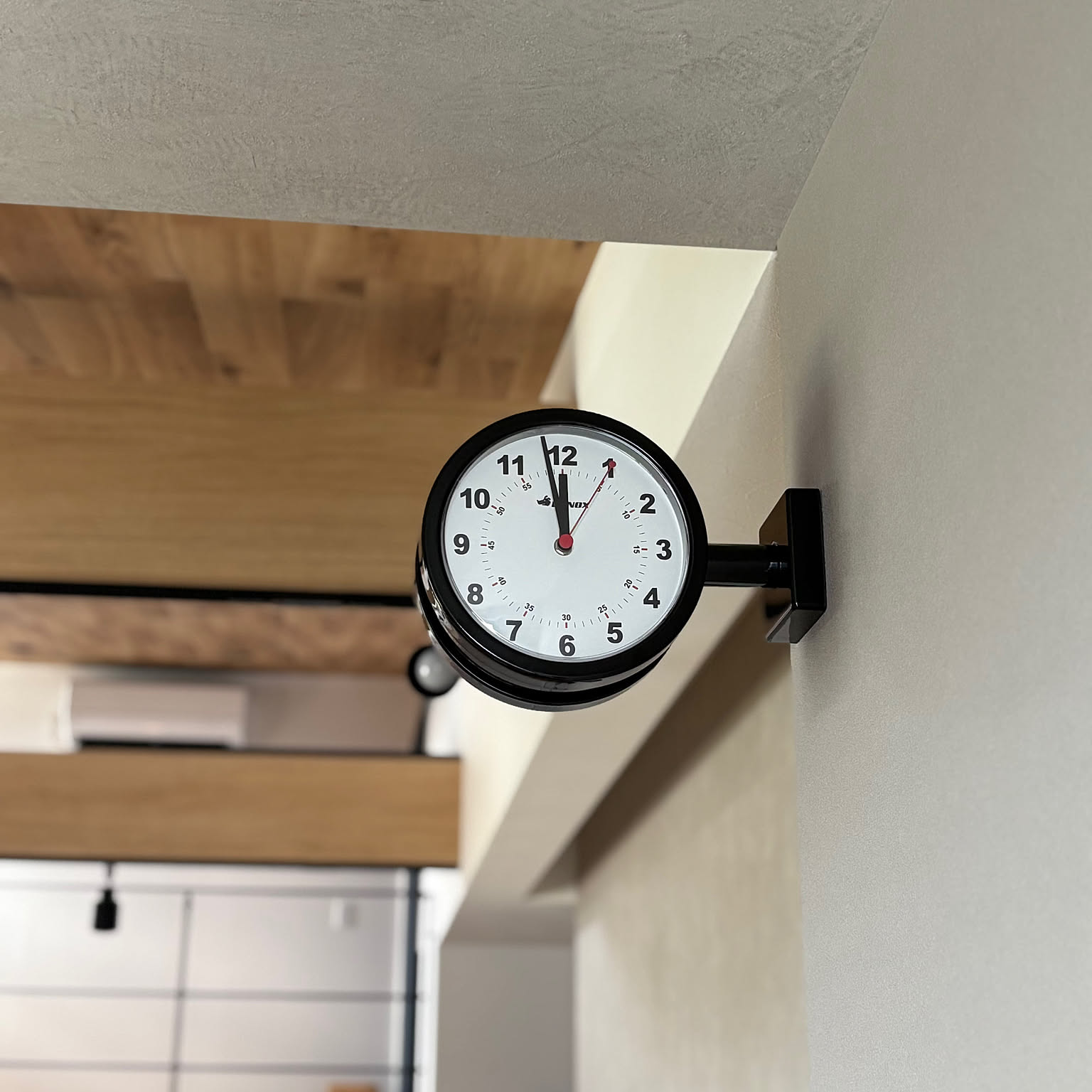 DULTON ONLINE SHOP | DOUBLE FACE WALL CLOCK IVORY(IVORY