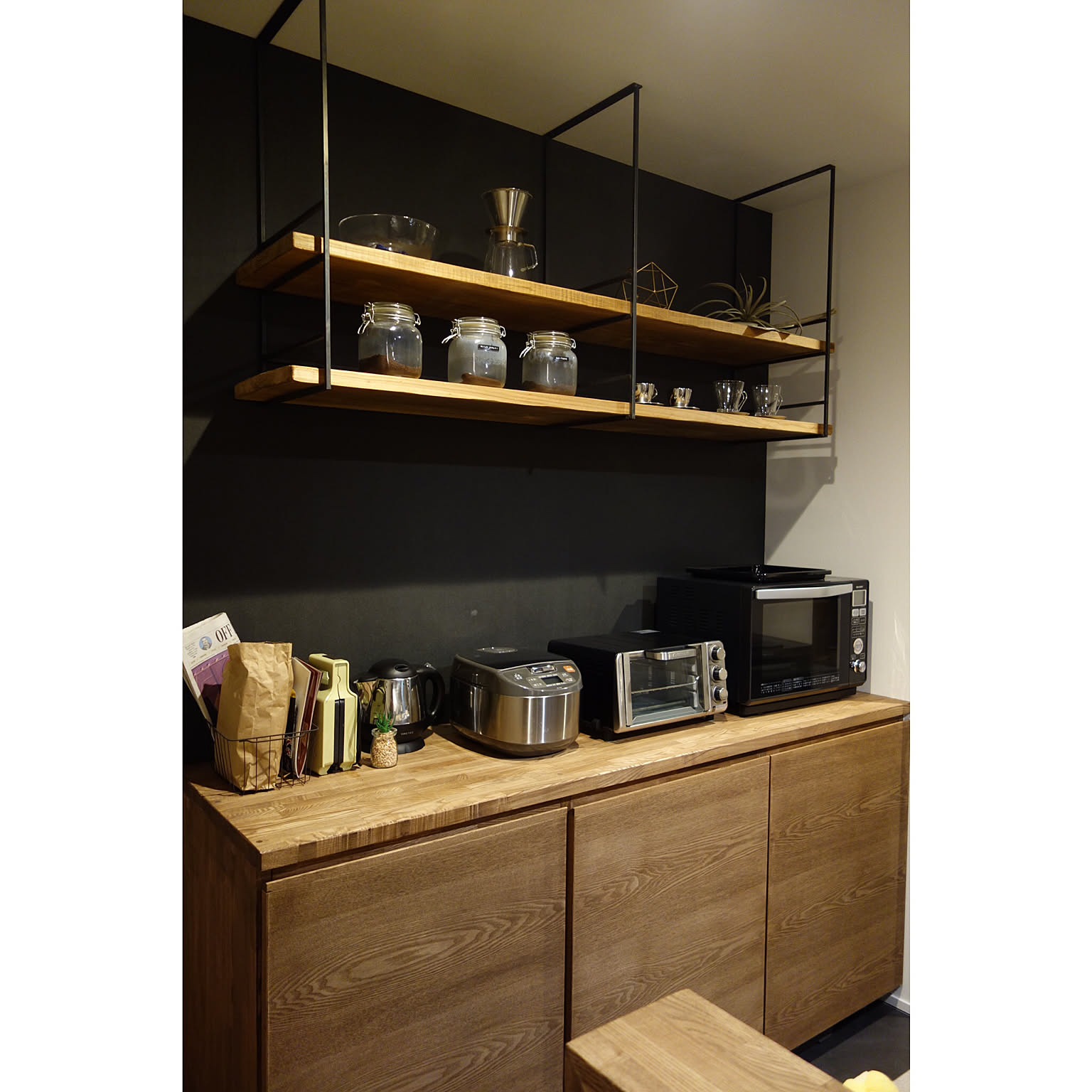 食器棚 アイアンシェルフのおすすめ商品とおしゃれな実例 ｜ RoomClip