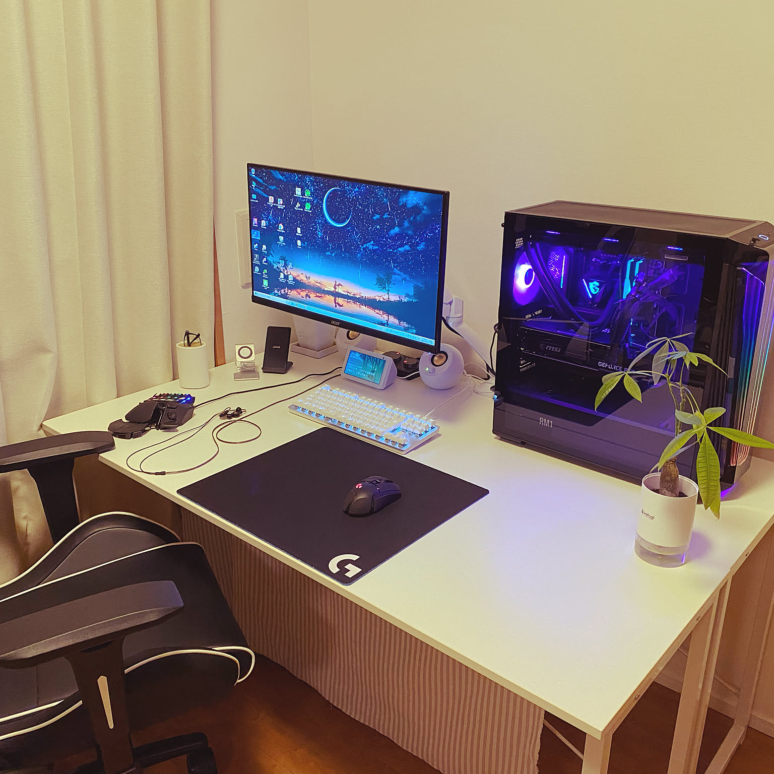 ☆☆PC周りをお洒落に演出☆PCデスク☆ PCデスク周り ゲーマー女子のおすすめ商品とおしゃれな実例