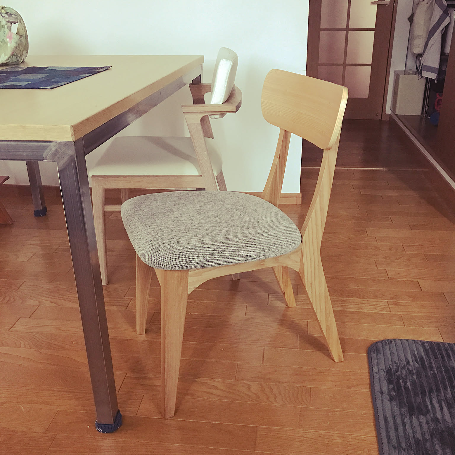 unico 木製ダイニングチェア 1脚 unicoダイニングチェアのおすすめ商品とおしゃれな実例 ｜ RoomClip