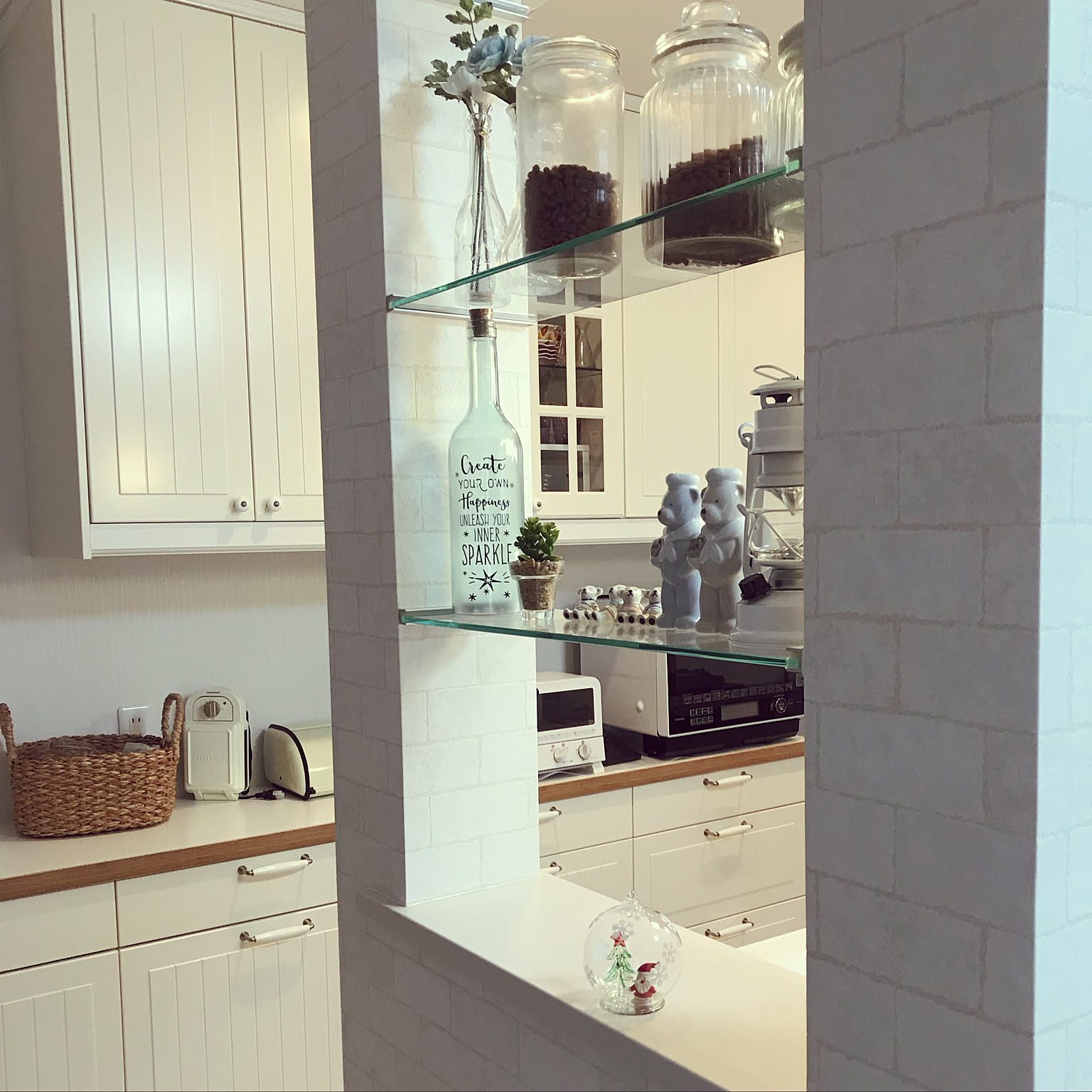 nini　IKEA キッチンカウンター あなたのキッチンで役立つスマートなアイランドキッチンの