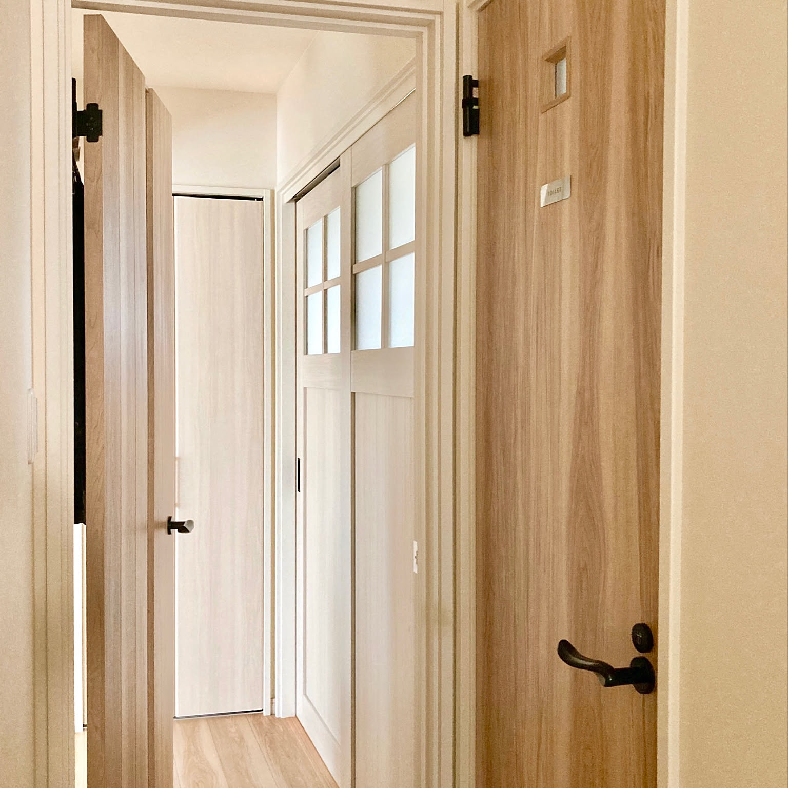 室内ドア ラフォレスタ B35 片開きドア ケーシング枠 ケーシングセット 樹脂パネル付 錠無/付 YKKap リビングドア ykk 室内 建具 扉 交換 リフォーム DIY Smayell／室内ドア | 商品を探す | YKK AP株式会社