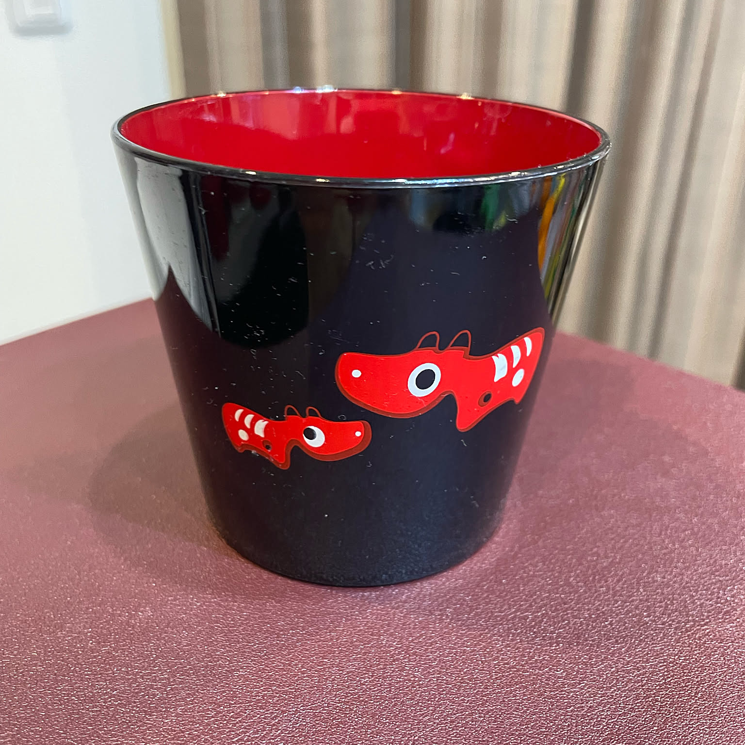 琉聖　amazarashiマグカップ赤黒各1個　グラス2個入り　全部で3箱 琉聖 amazarashiマグカップ赤黒各1個 グラス2個入り 全部で3箱 琉聖