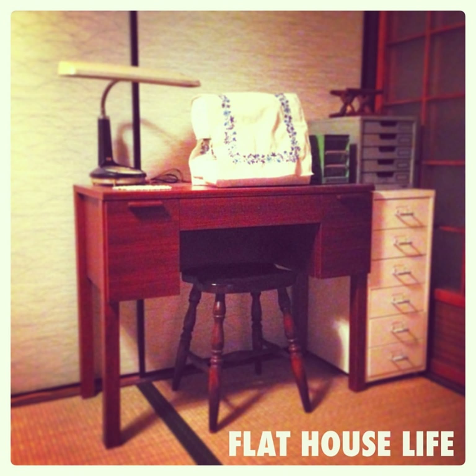 レトロ机のおすすめ商品とおしゃれな実例 ｜ RoomClip（ルームクリップ）