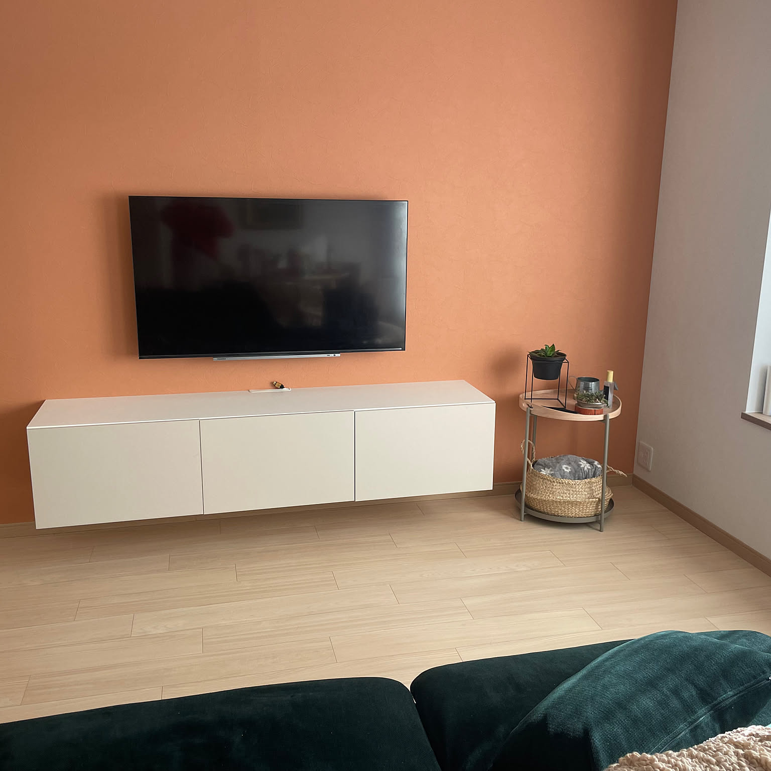 おしゃれなIKEAのテレビボード STOCKHOLM ストックホルム テレビ台, ウォールナット材突き板