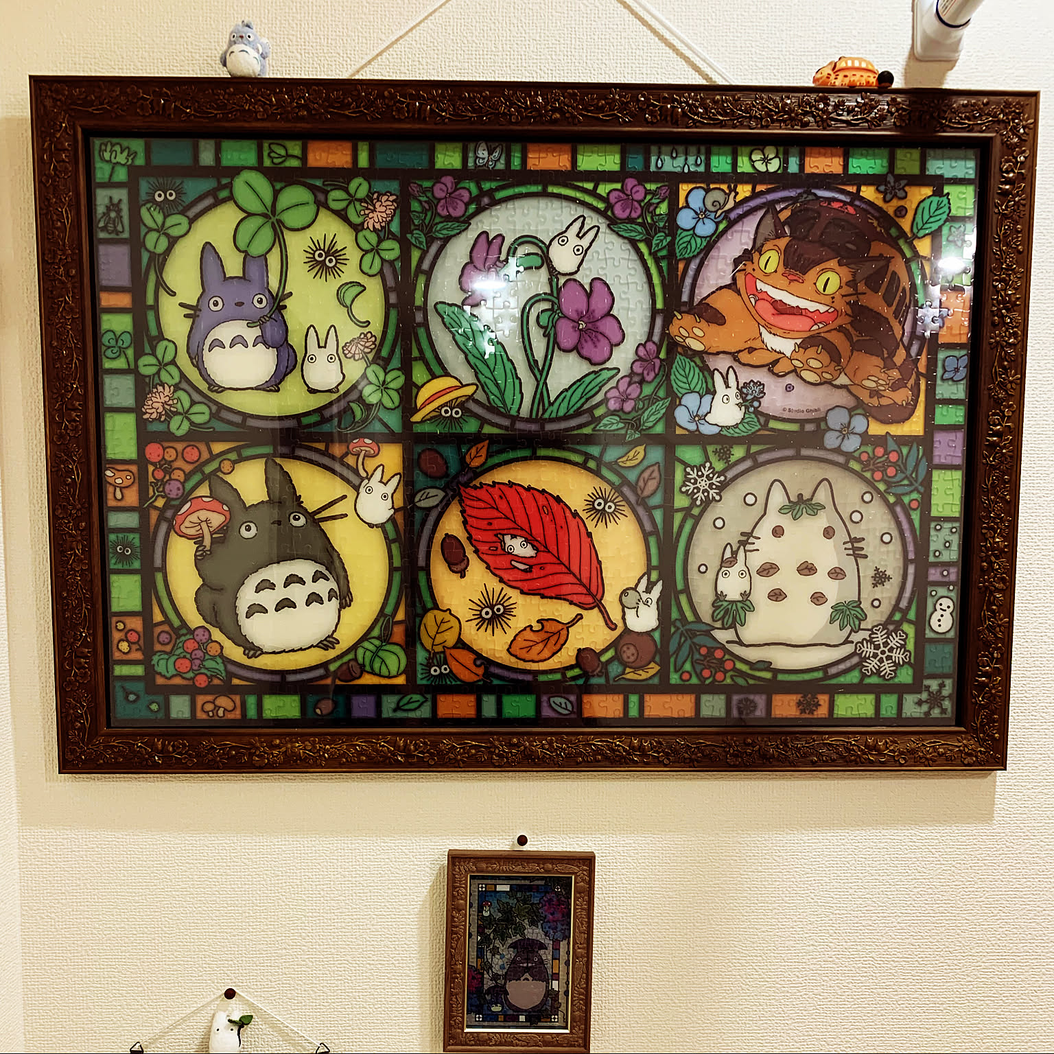 ジブリ美術館限定 ステンドグラス窓飾り「風を追って」キツネリス