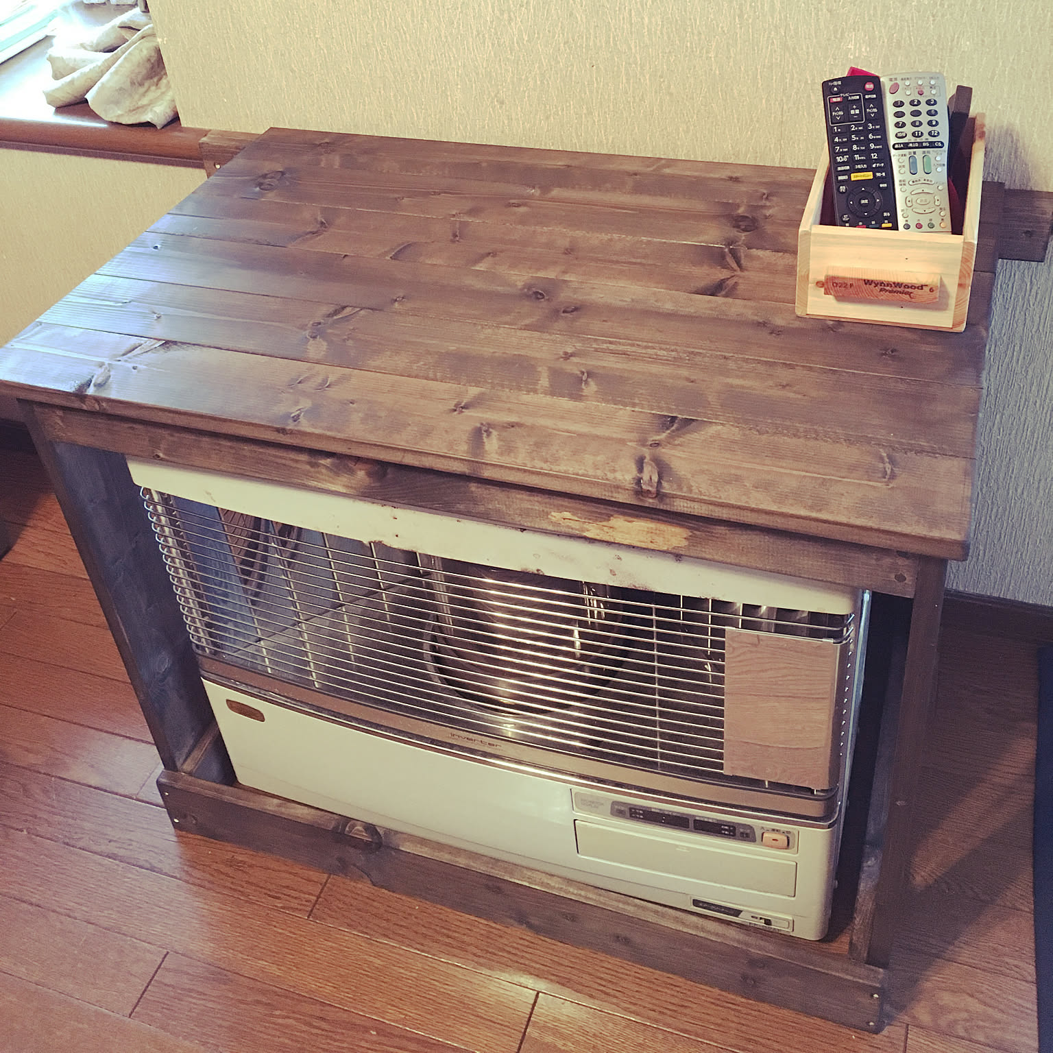ストーブガード ヒーターガードのおすすめ商品とおしゃれな実例