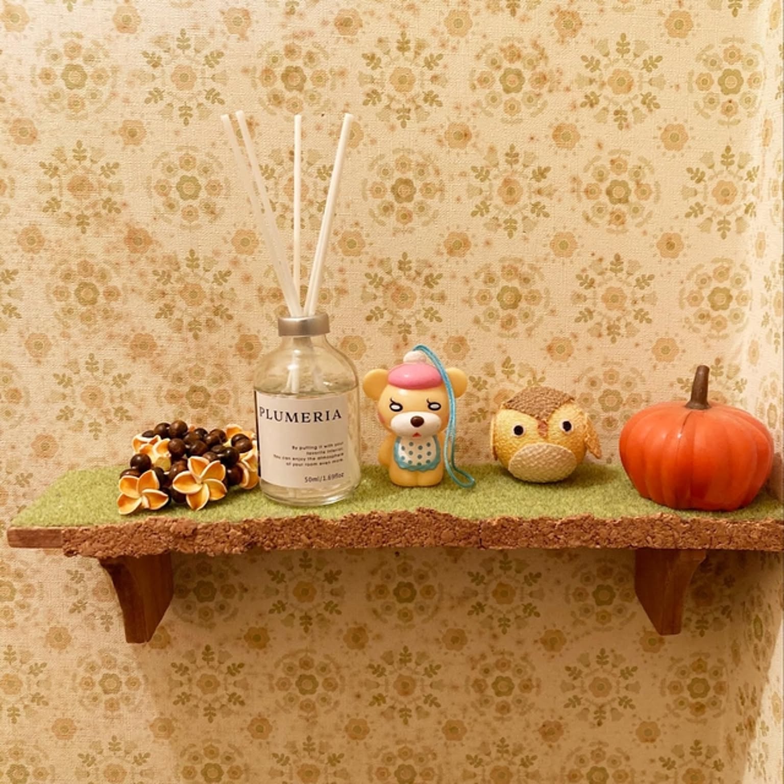 アロマストーン 真ん中黄色のプルメリア プルメリア写真素材