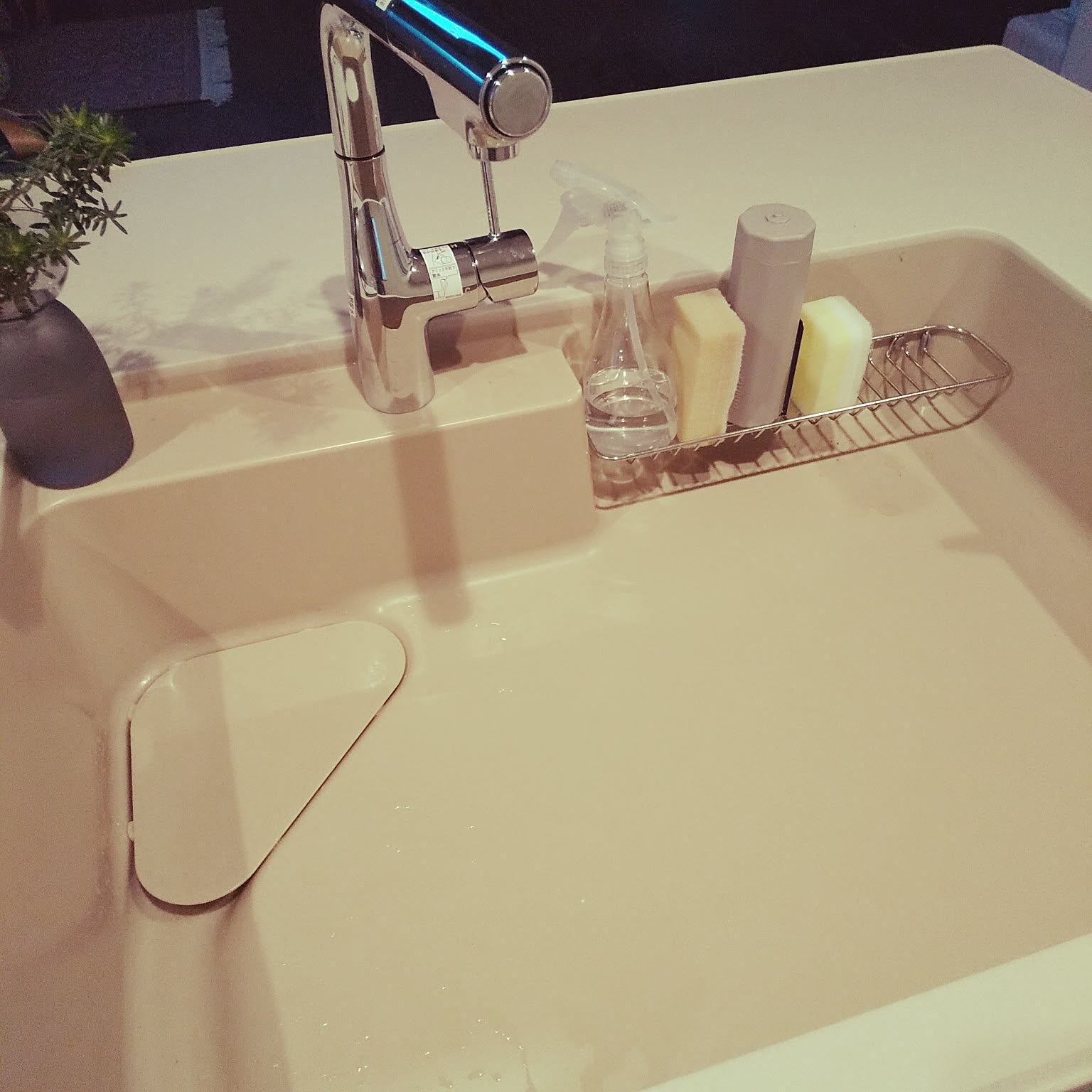 スリーコインズ スポンジ置き場の商品を使ったおしゃれなインテリア実例 ｜ RoomClip（ルームクリップ）