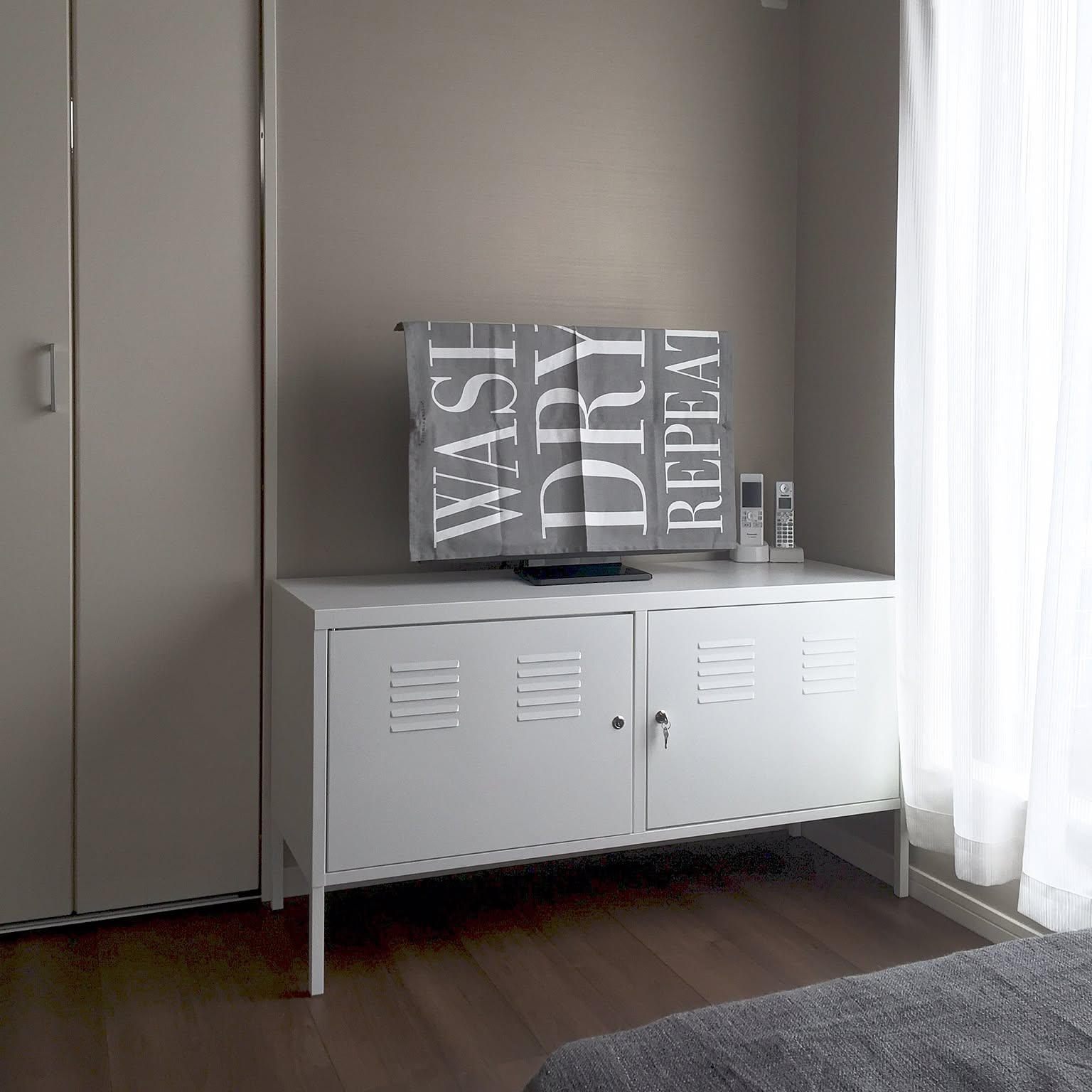 【イケア-】IKEA PS キャビネット ホワイト 鍵付き　250128-1 IKEA PS キャビネット, ホワイト, 119x63 cm - IKEA