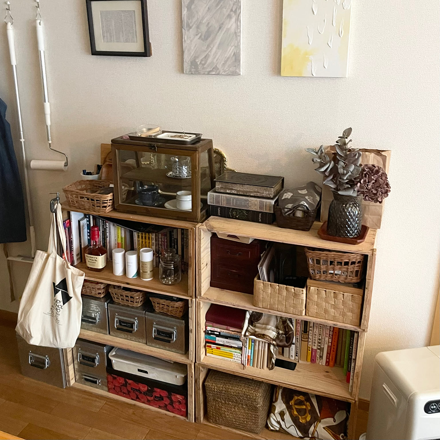 本棚 スリコのおしゃれなアレンジ・飾り方のインテリア実例