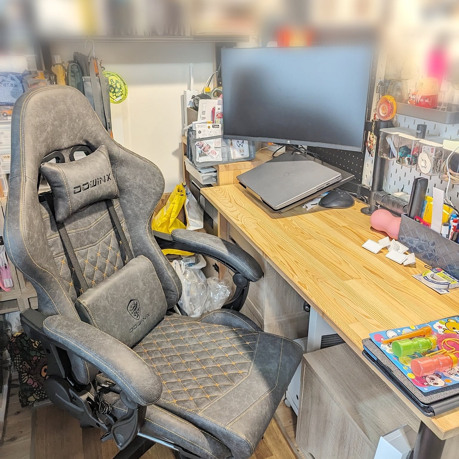 自作デスク ゲーミングチェアのおすすめ商品とおしゃれな実例 