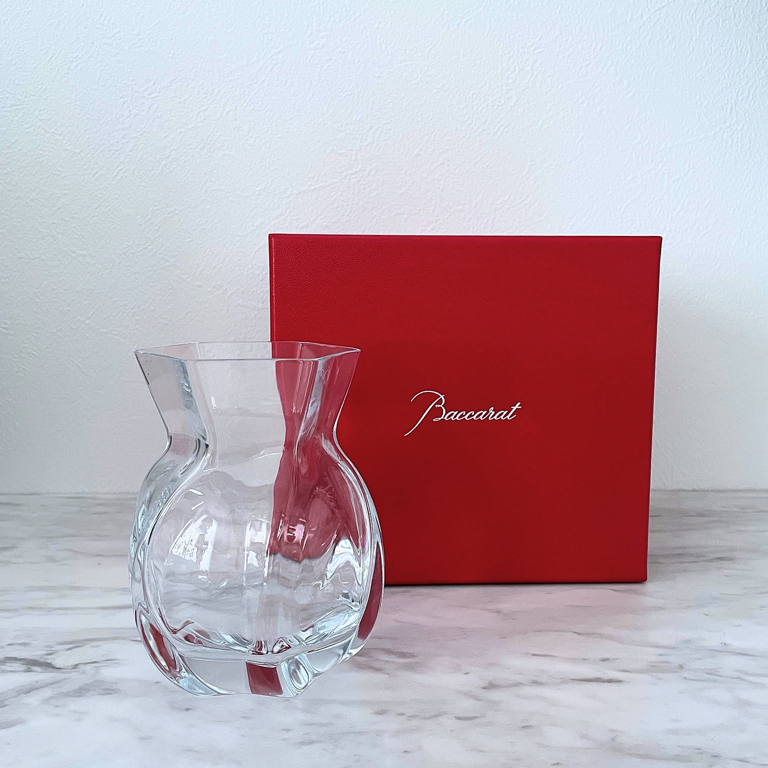 バカラ フラワーベースのおすすめ商品とおしゃれな実例