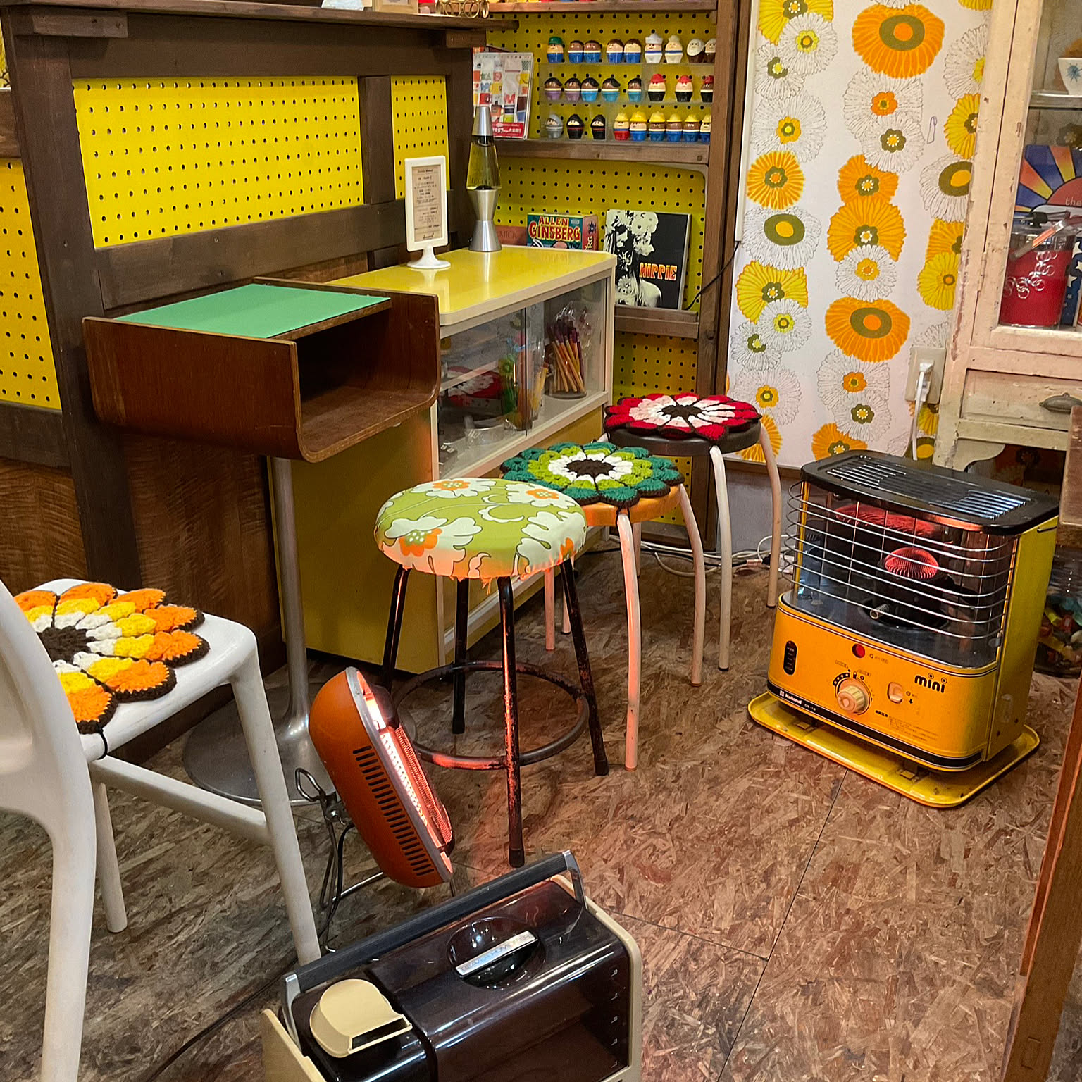 昭和レトロ　アンティーク　駄菓子屋ディスプレイ 411d5c6a6d0231875079c0f89ad0e6