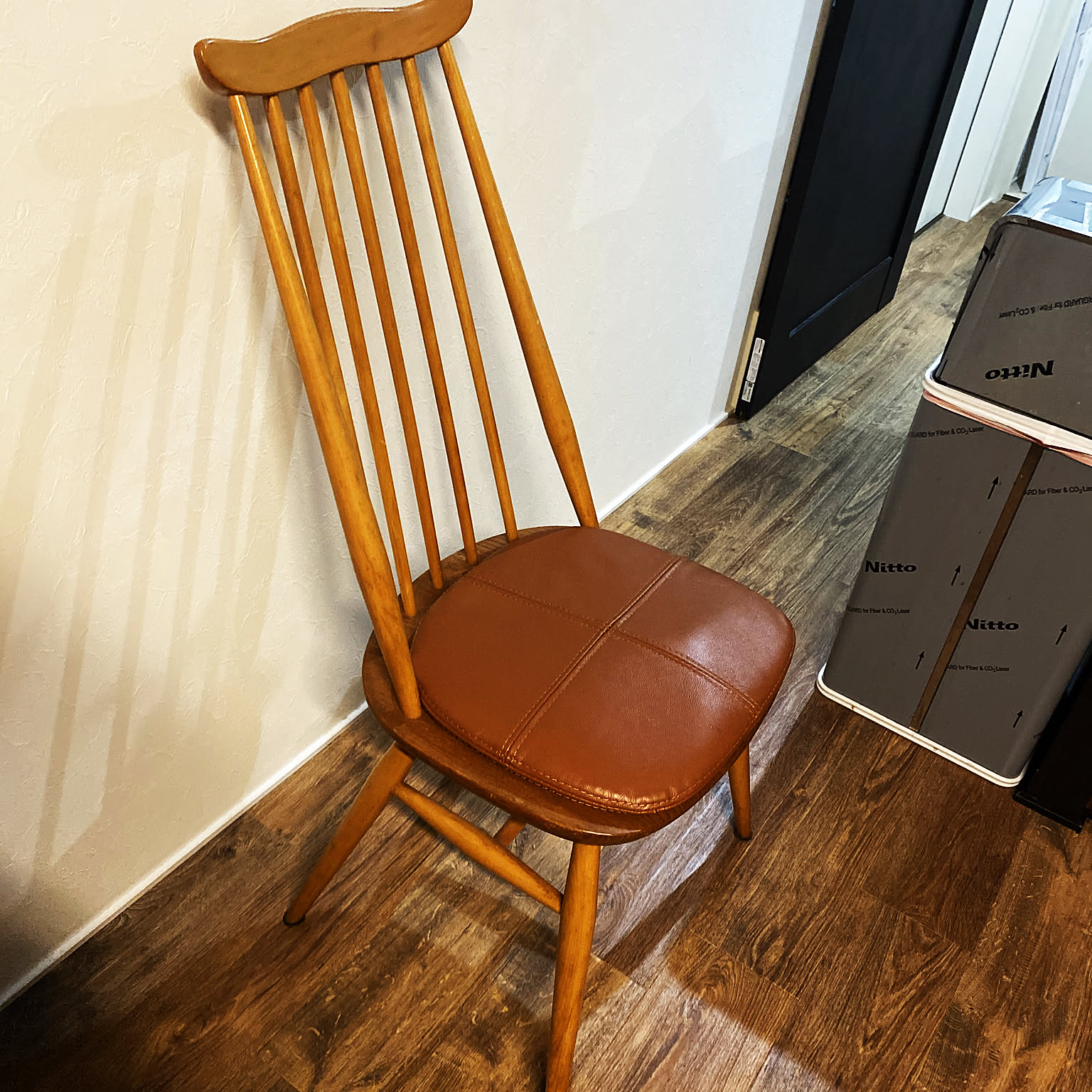 L3705-235-1 英国ヴィンテージ ERCOL ゴールドスミスチェア 北欧 L3705-235-1 英国ヴィンテージ ERCOL ゴールドスミスチェア 北欧