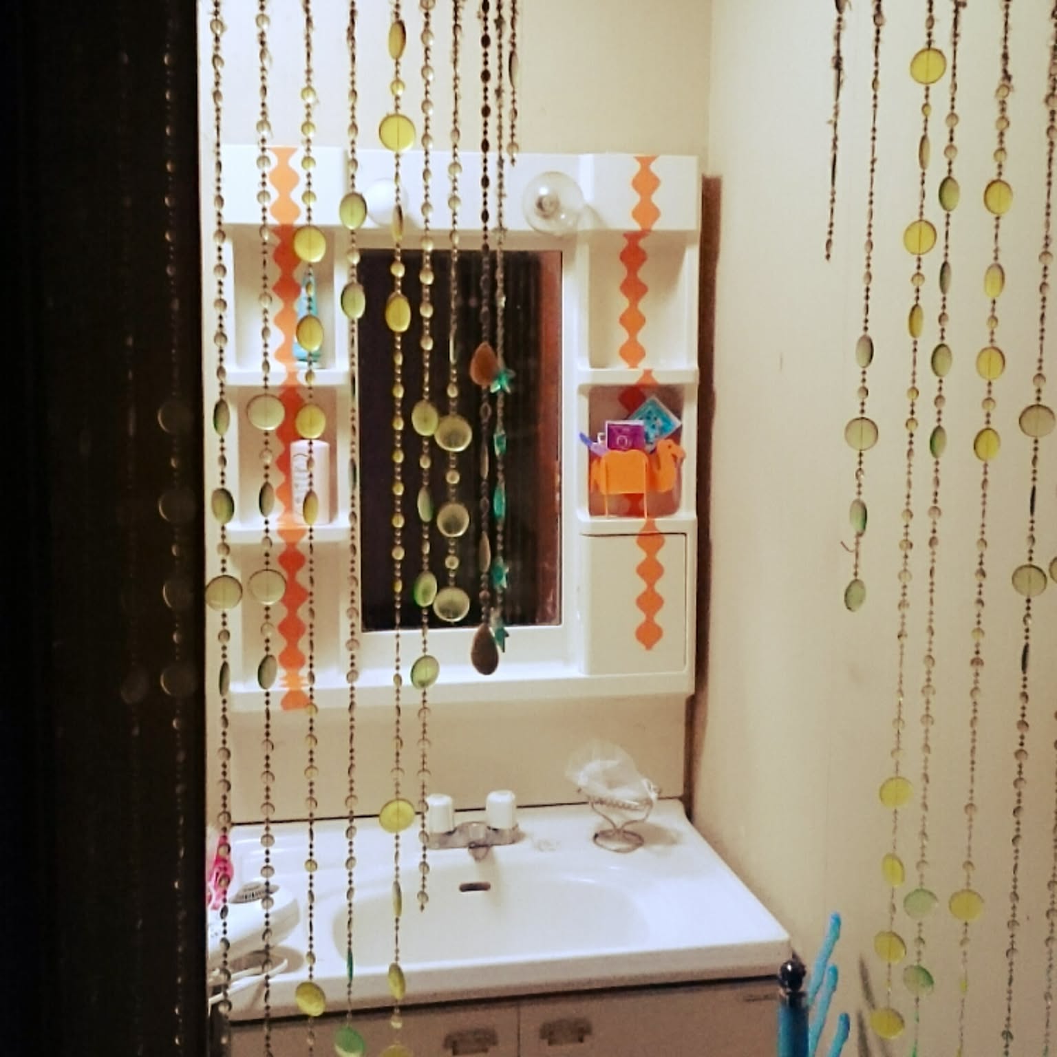 レトロ ビーズカーテンのおすすめ商品とおしゃれな実例 ｜ RoomClip