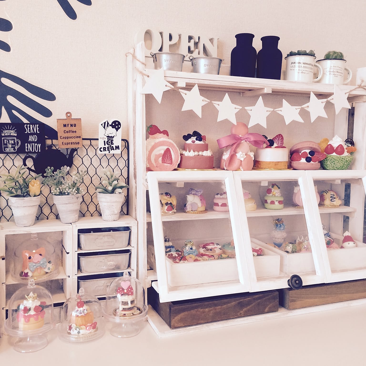 リラックマ ケーキ屋さん ディスプレイケース テーブルチェアセット