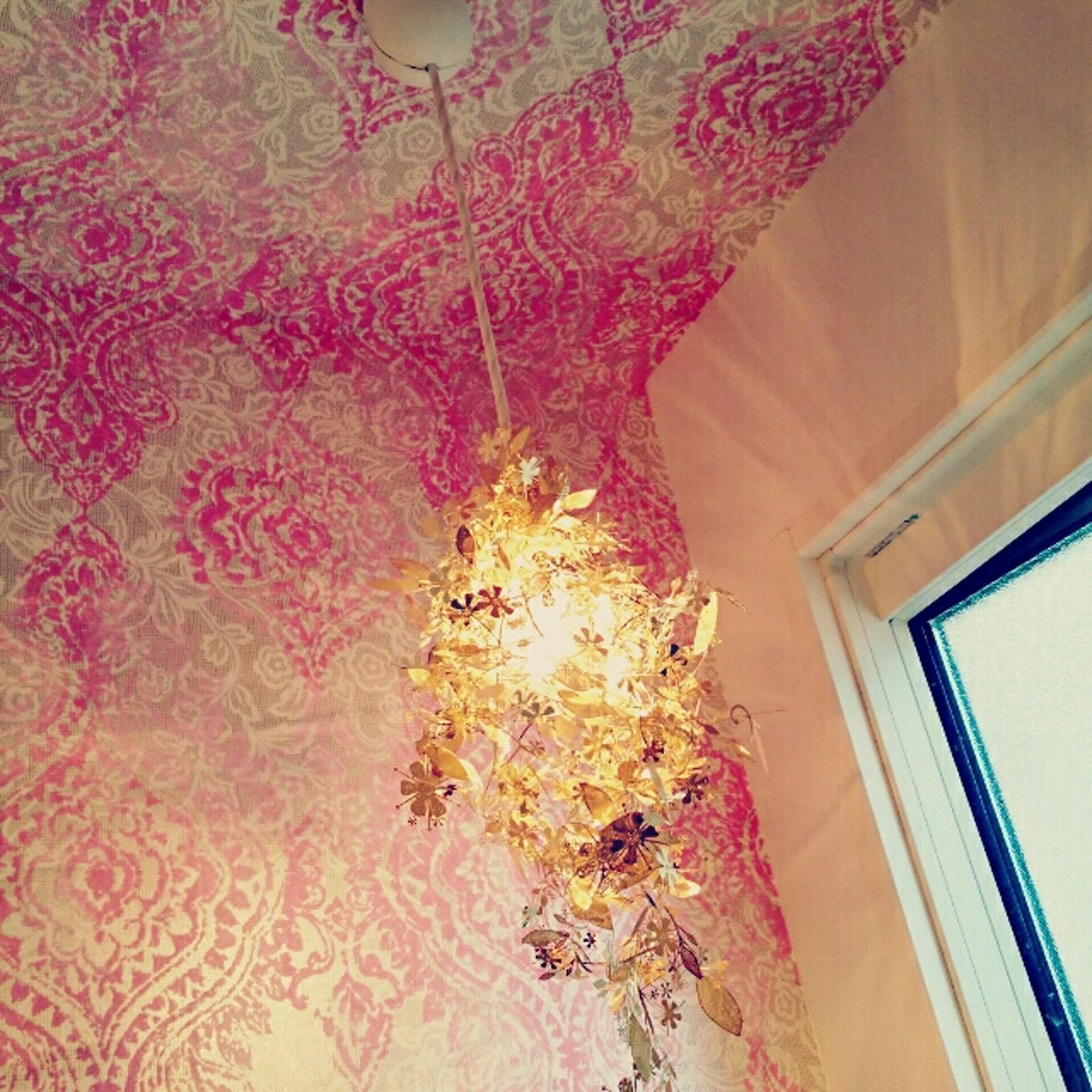 GARLAND×2 ペンダントライト付き トード・ボーンチェ MoMA GARLAND×2 ペンダントライト付き トード・ボーンチェ MoMA