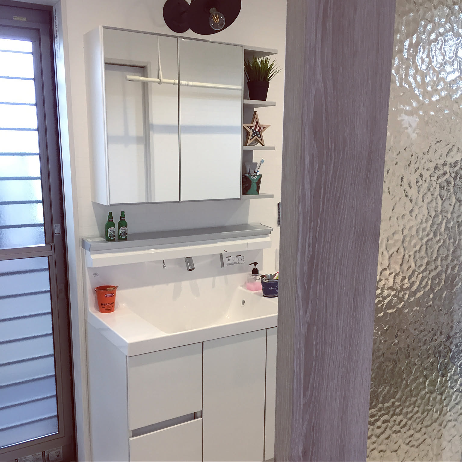 ミラーキャビネット IKEAのおすすめ商品とおしゃれな実例 ｜ RoomClip