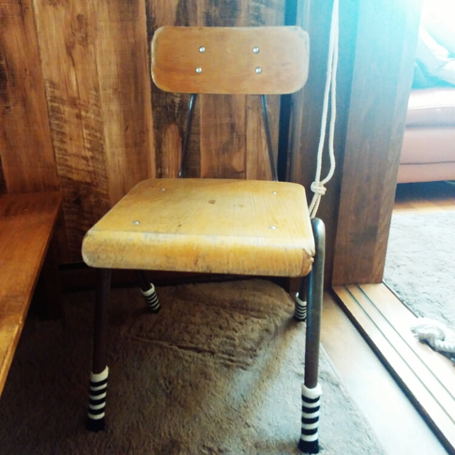 ヴィンテージチェア 古材×パイプ リメイク 子供椅子 学校椅子 黒