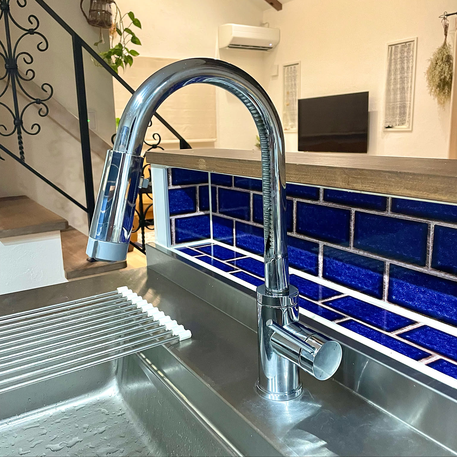 33d9d4e932e1cb4f7f49cd4b3d55cd